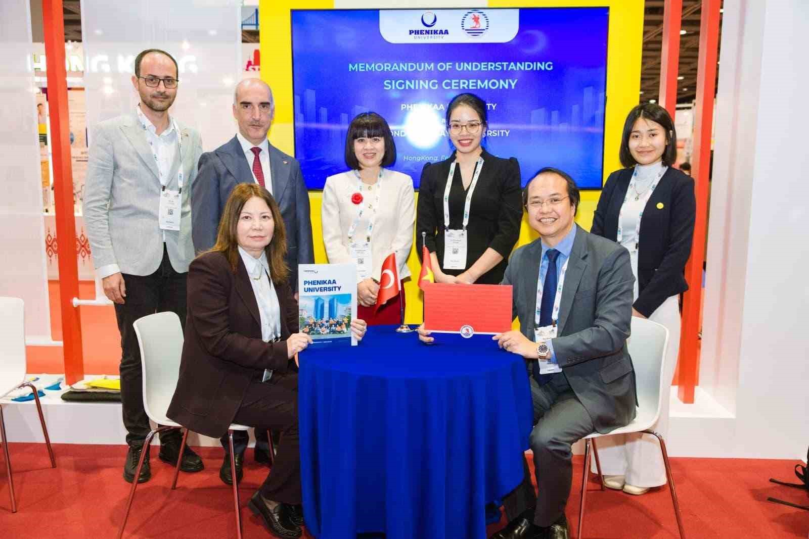 OMÜ ile Vietnam’dan Phenikaa Üniversitesi Arasında ikili iş birliği anlaşması
OMÜ ile Vietnam’dan Phenikaa Üniversitesi Arasında ikili iş birliği anlaşması