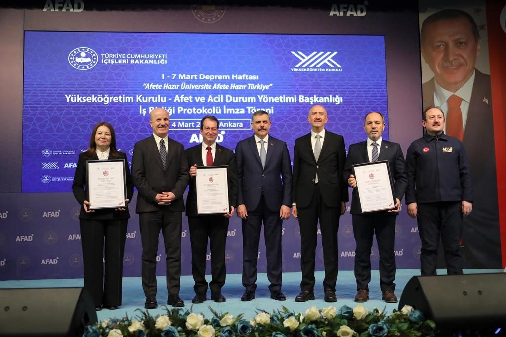 OMÜ Kentsel Arama ve Kurtarma Ekibi akreditasyon sertifikasını aldı
