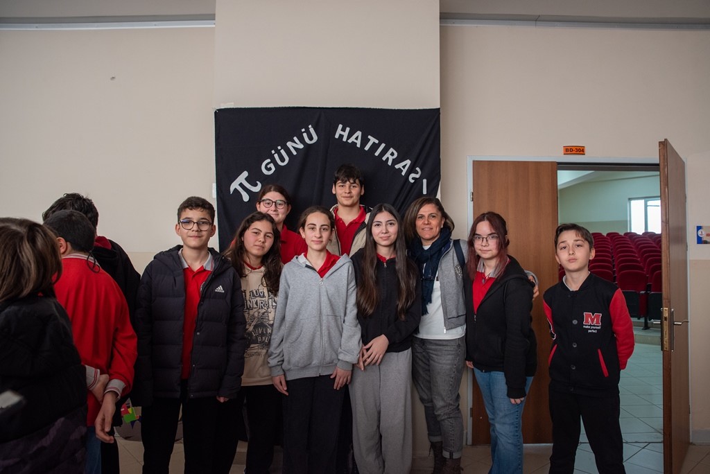 OMÜ’de 14 Mart Dünya Pi Günü kutlandı
