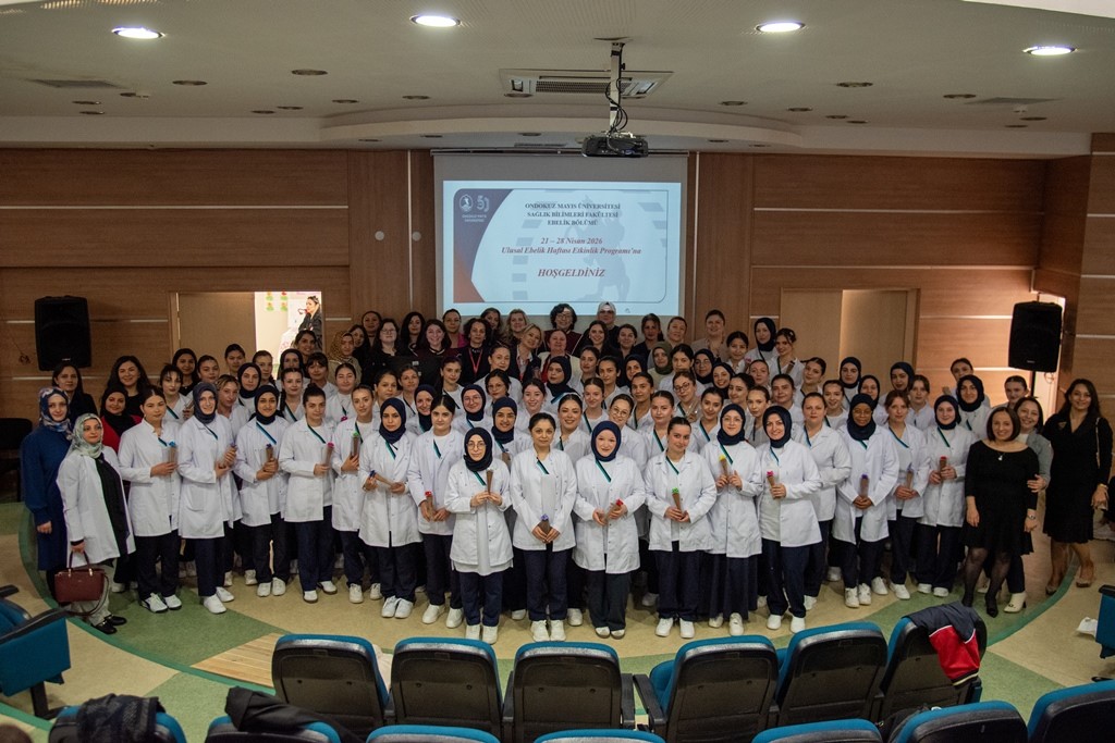 OMÜ’de Ulusal Ebeler Haftası etkinliklerle kutlandı

