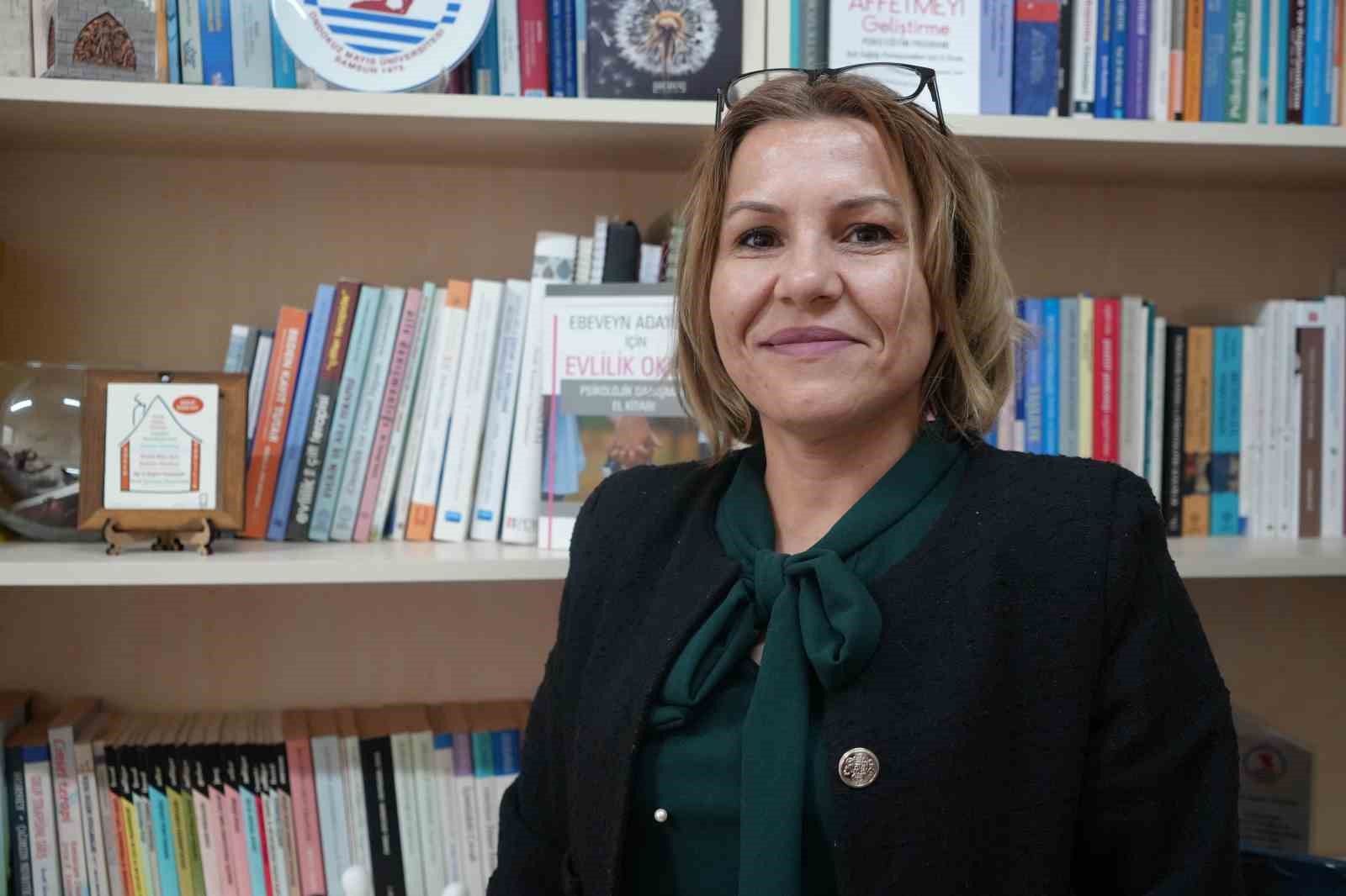 OMÜ’lü akademisyen açıkladı: "İlişkileri büyük jestler değil küçük anlar ayakta tutuyor"
