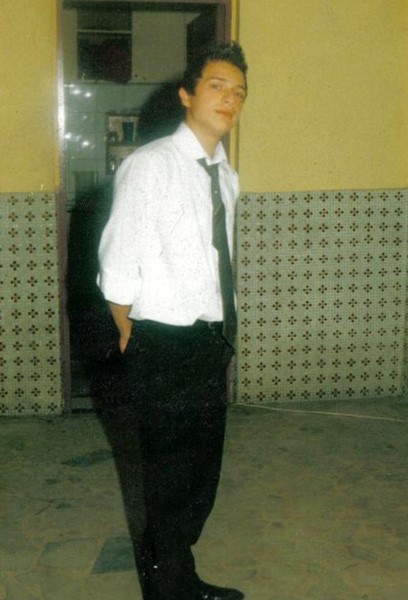 Omurilik felci geçiren "Stikman" lakaplı Günal Şen, Elon Musk’un tedavisiyle tekrar yürümek istiyor
