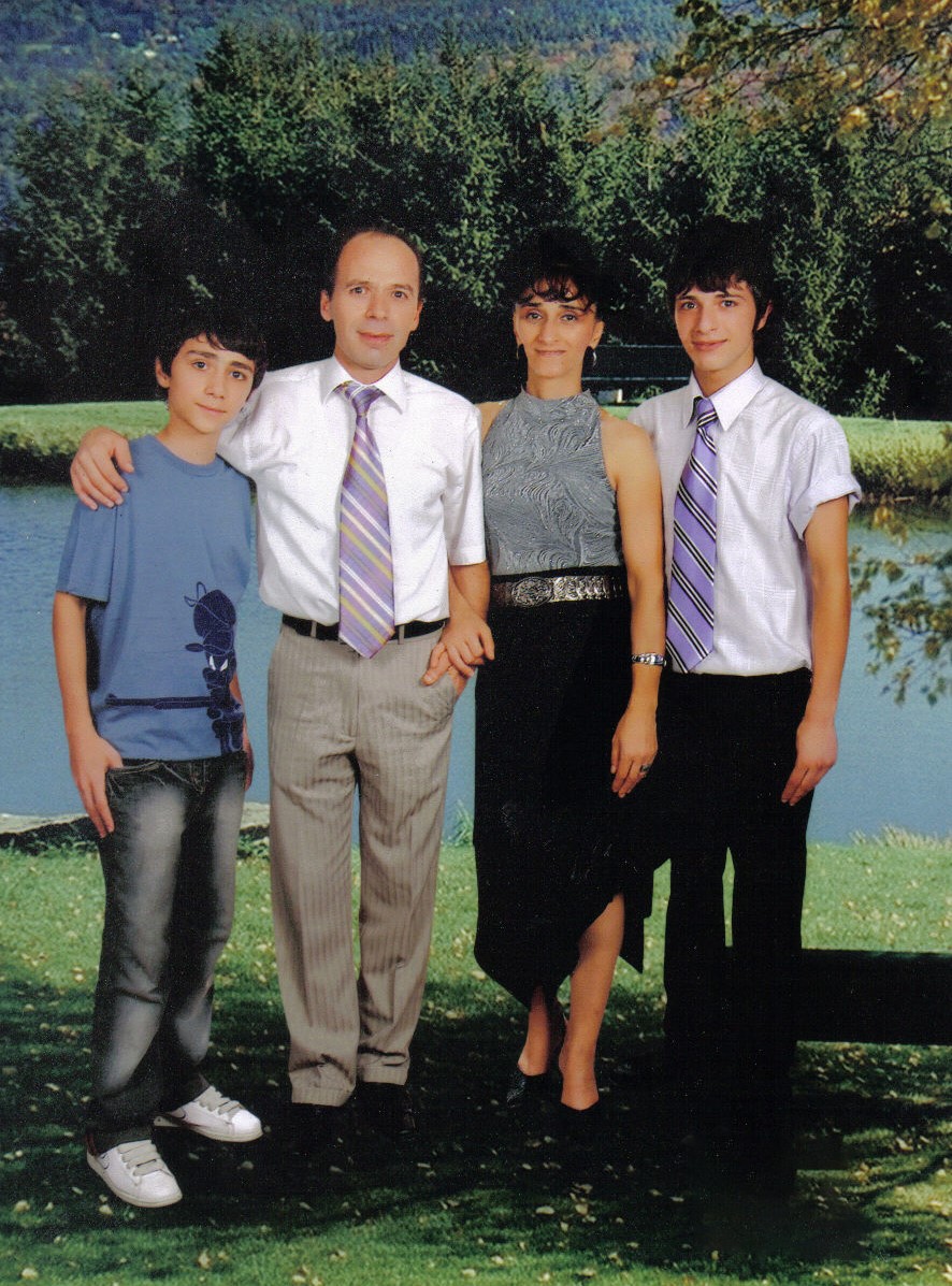 Omurilik felci geçiren "Stikman" lakaplı Günal Şen, Elon Musk’un tedavisiyle tekrar yürümek istiyor
