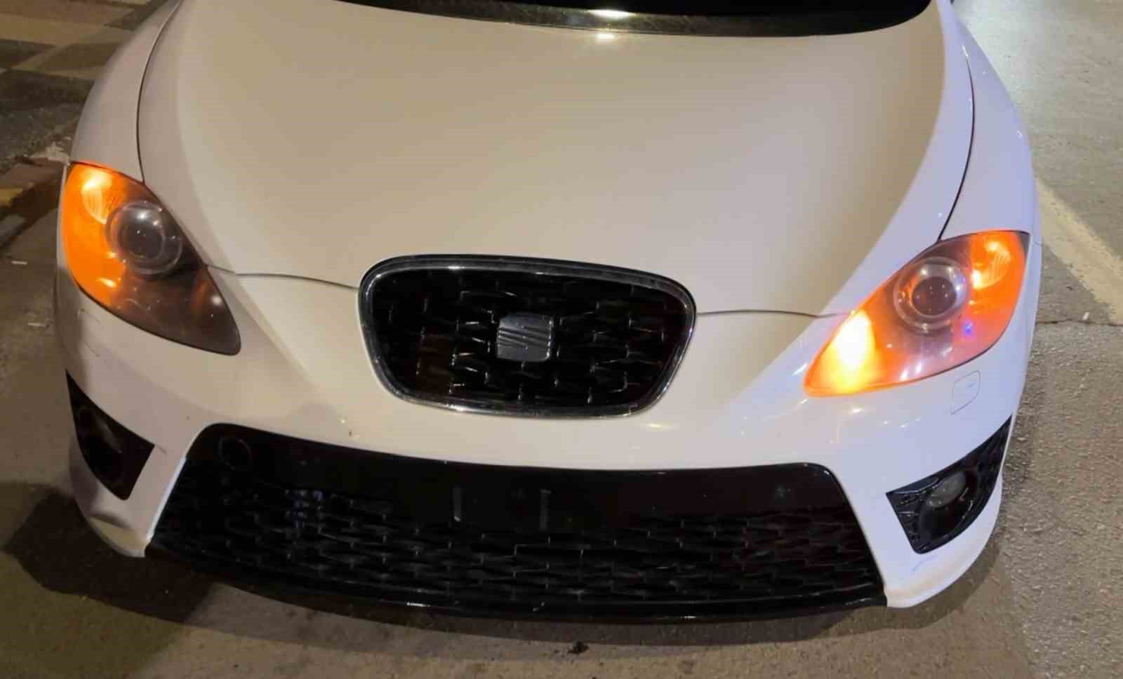 Ön plakası takılı olmayan araç sürücüsüne 4 bin lira ceza
