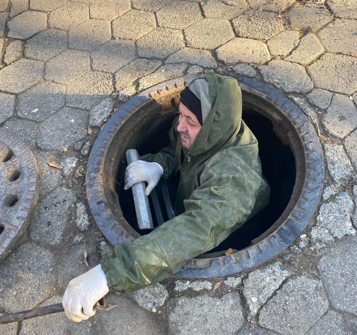 Ordu Büyükşehir, Fatsa’nın 30 yıldır temizlenmeyen altyapısına indi
