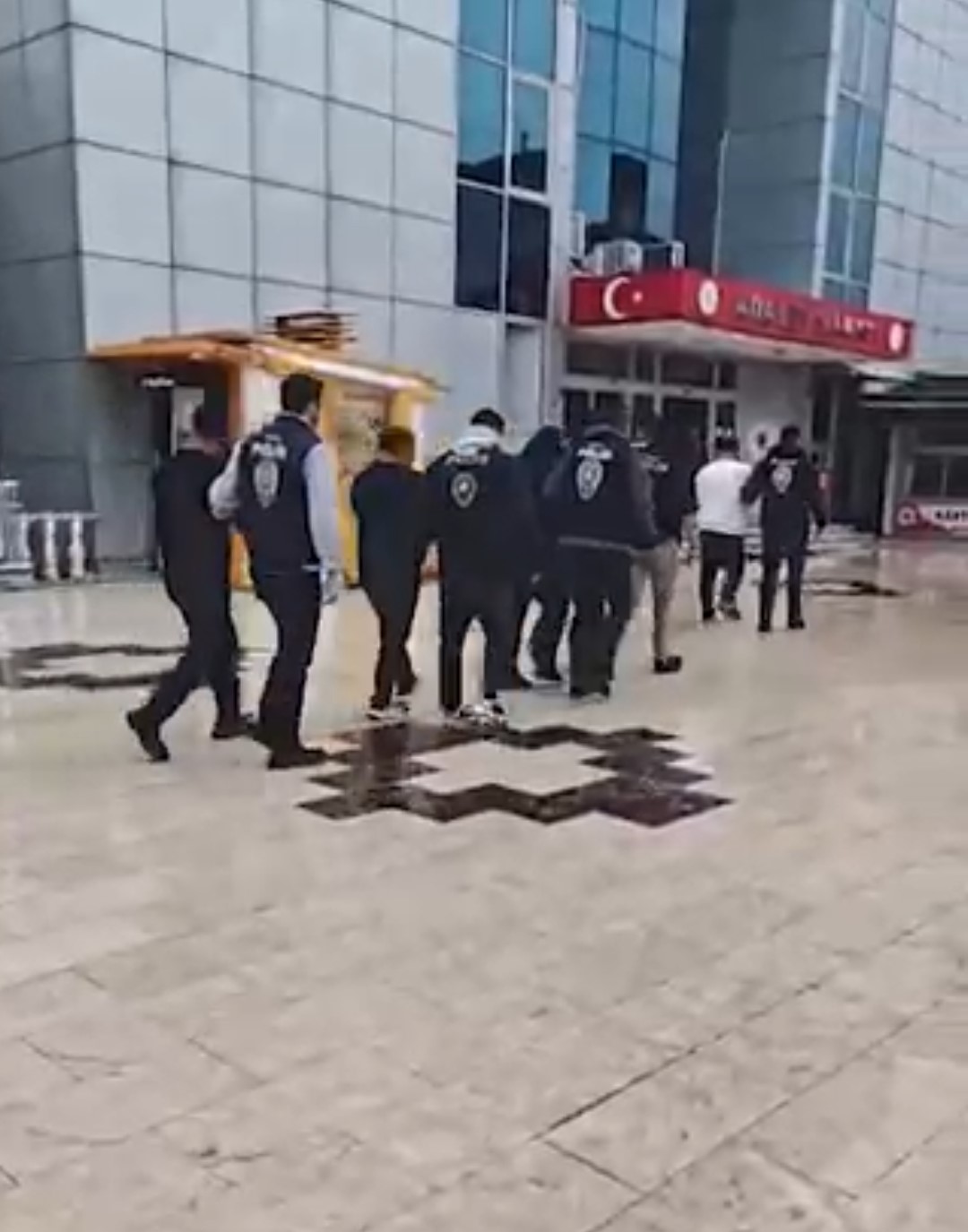 Ordu merkezli 17 ilde dolandırıcılık operasyonuna 8 tutuklama
