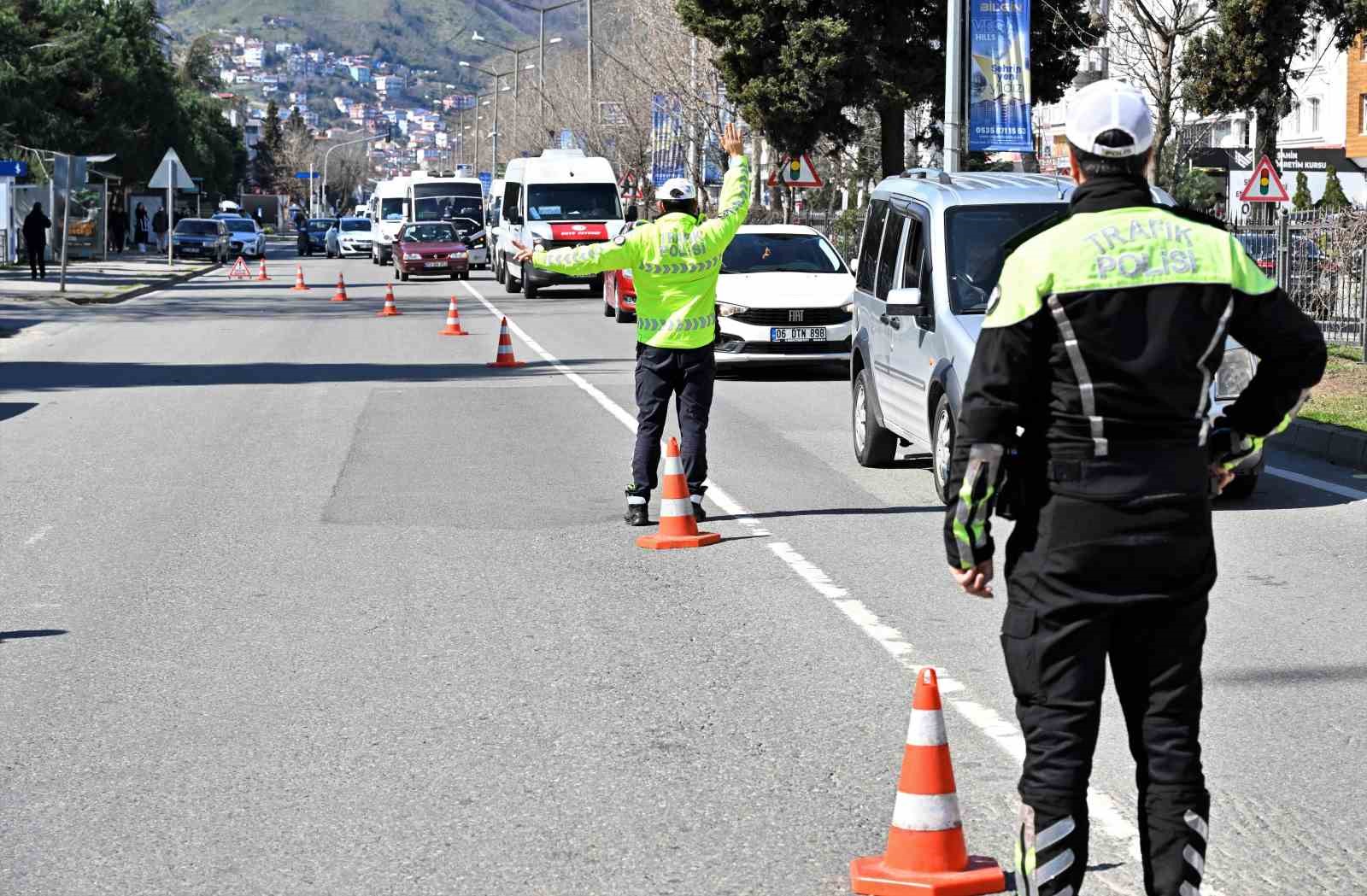 Ordu’da bir haftada 20 binden fazla araç ve sürücüsü denetlendi
