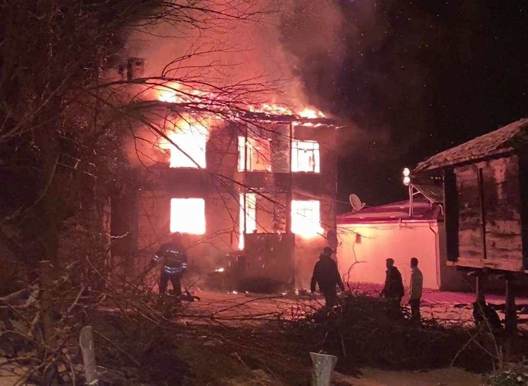 Ordu’da çıkan yangın sonrası müstakil ev kullanılamaz hale geldi
