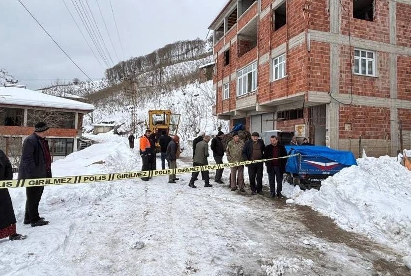 Ordu’da iş makinesinin çarptığı şahıs hayatını kaybetti
