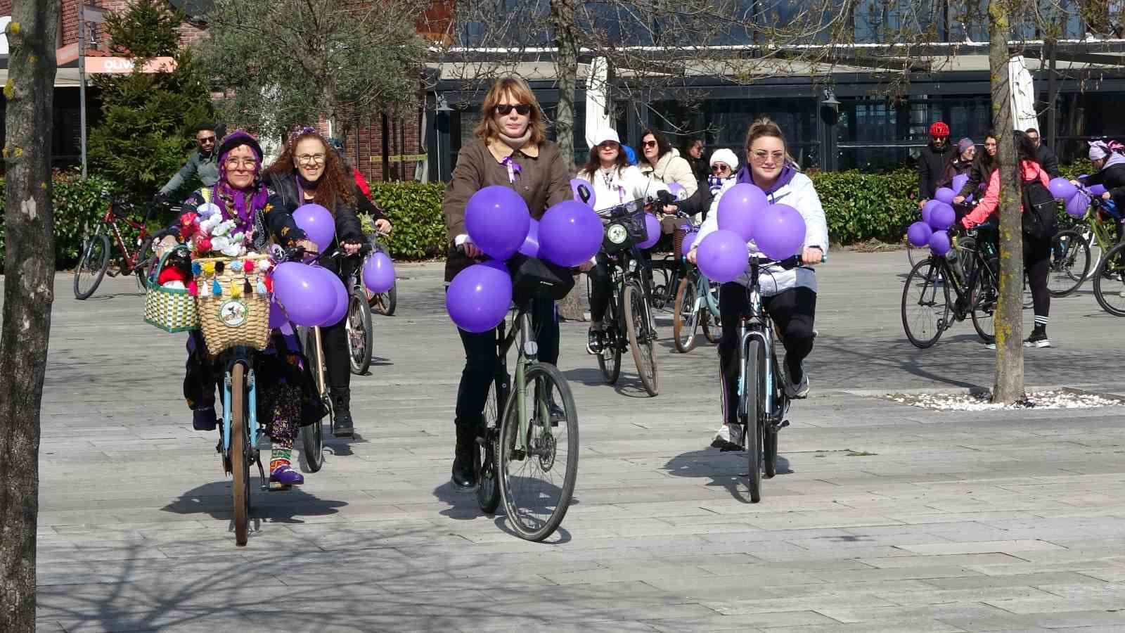 Ordu’da kadınlar 8 Mart dolayısıyla pedal çevirdi
