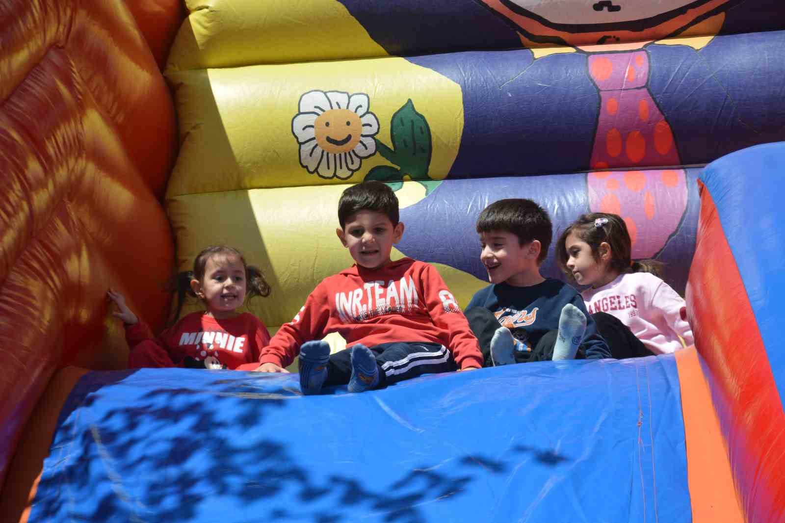 Ordu’da okul bahçesi oyun parkına dönüştü

