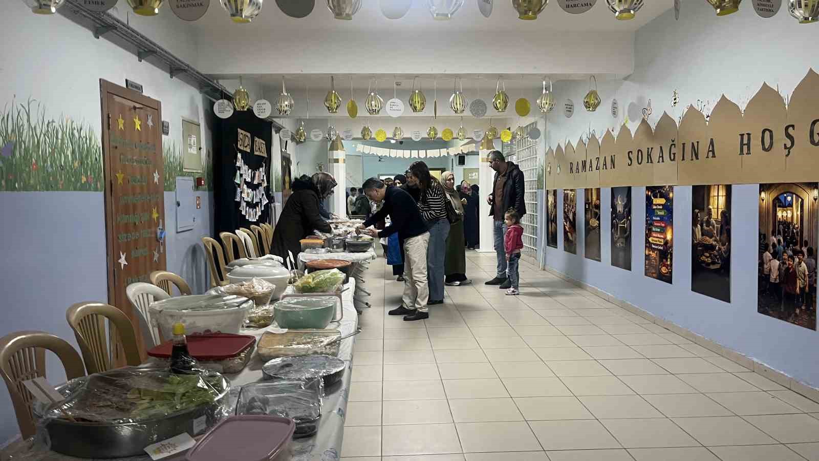 Ordu’da okulda düzenlenen hayır çarşısının geliri ihtiyaç sahiplerine
