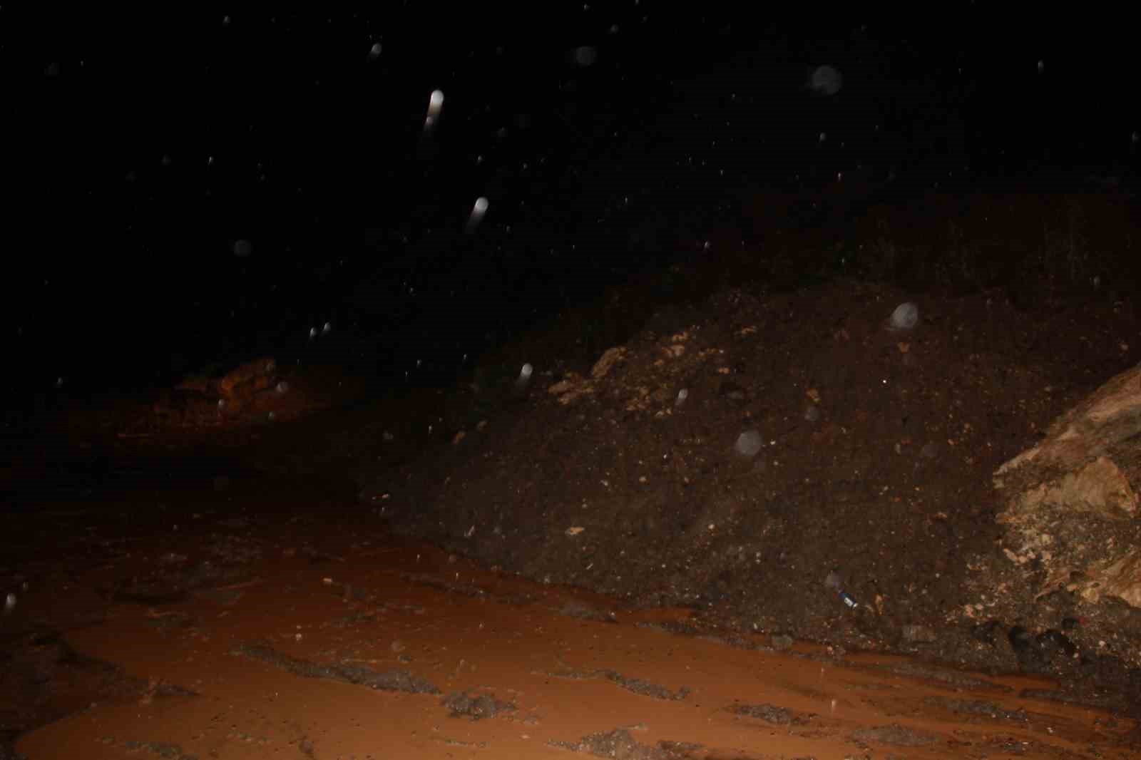 Ordu’da sağanak sonrası heyelanlar meydana geldi
