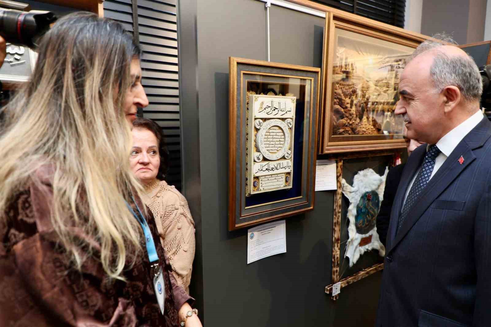 Ordu’da, ‘Sanatın Diliyle Değerlerimiz’ sergisi açıldı
