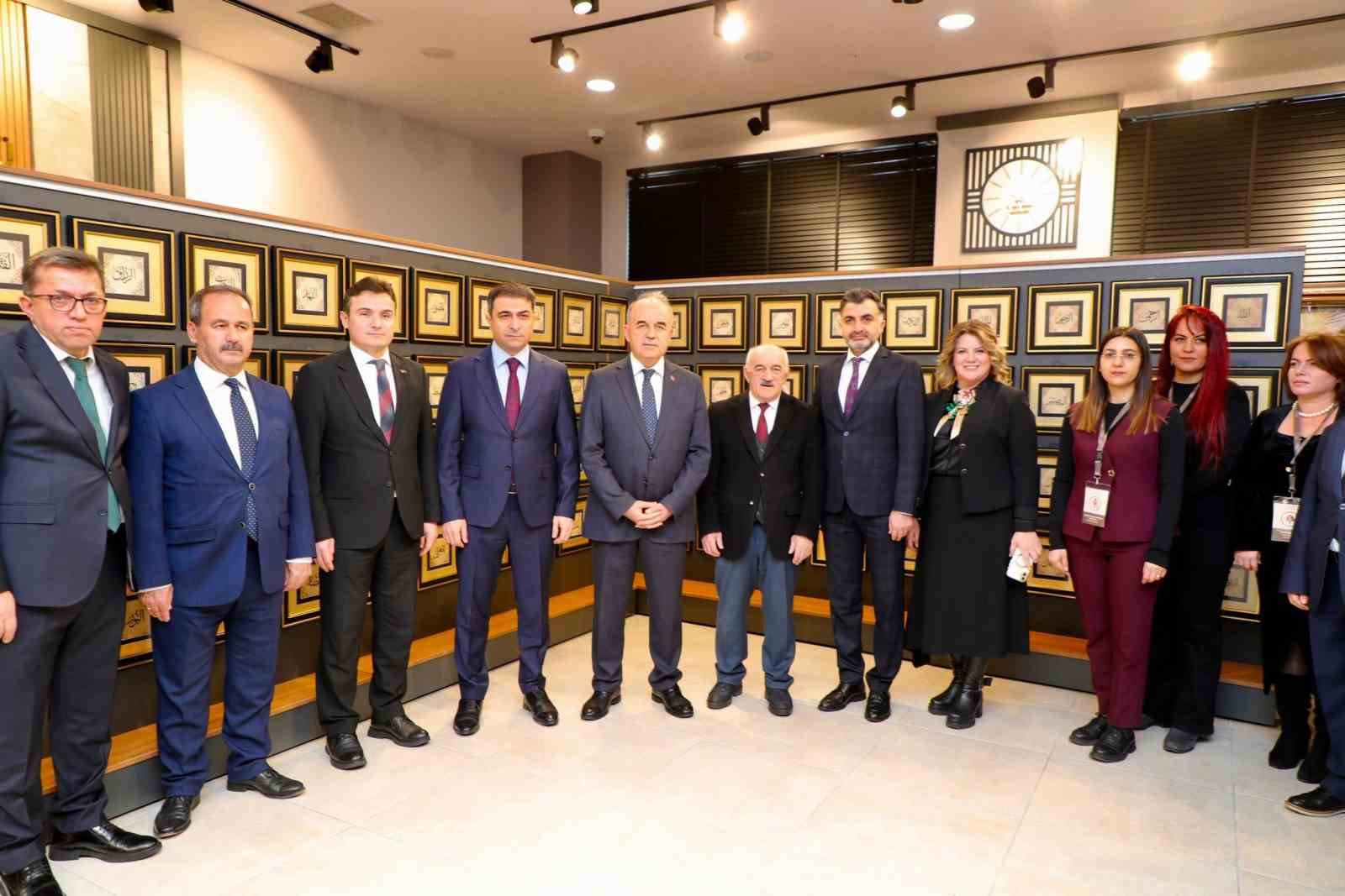 Ordu’da, ‘Sanatın Diliyle Değerlerimiz’ sergisi açıldı
