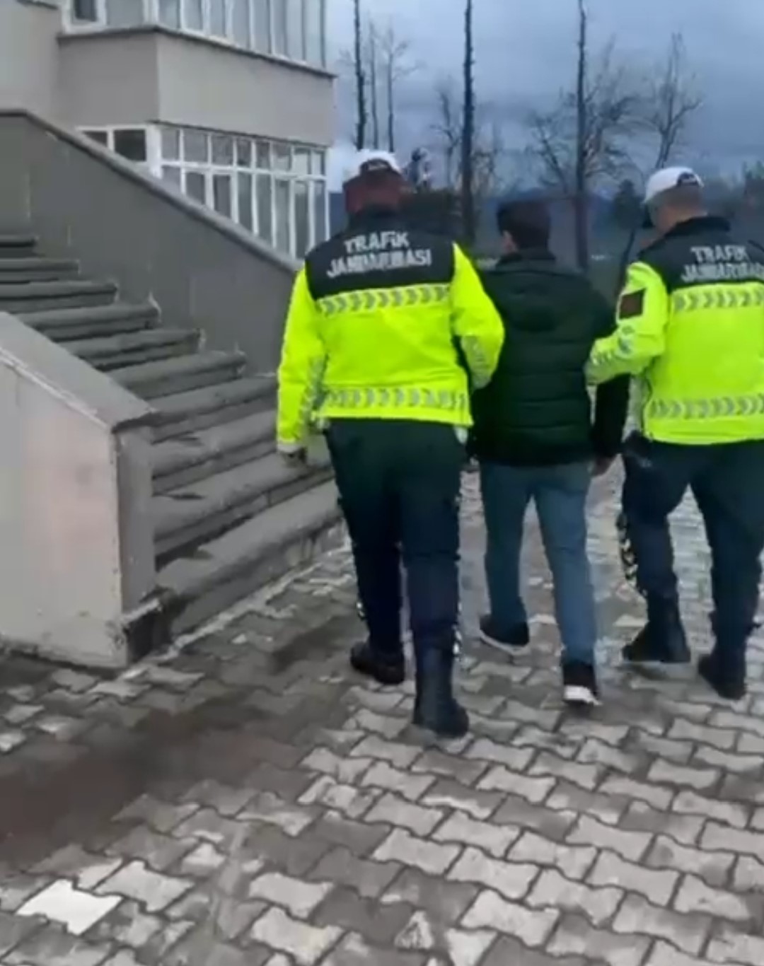 Ordu’da tehlikeli motosiklet kullanan sürücüye 72 bin lira ceza
