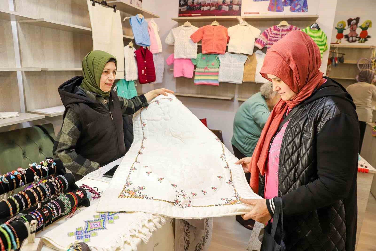 Ordulu kadınlar, el emeği çarşıları ile güçleniyor
