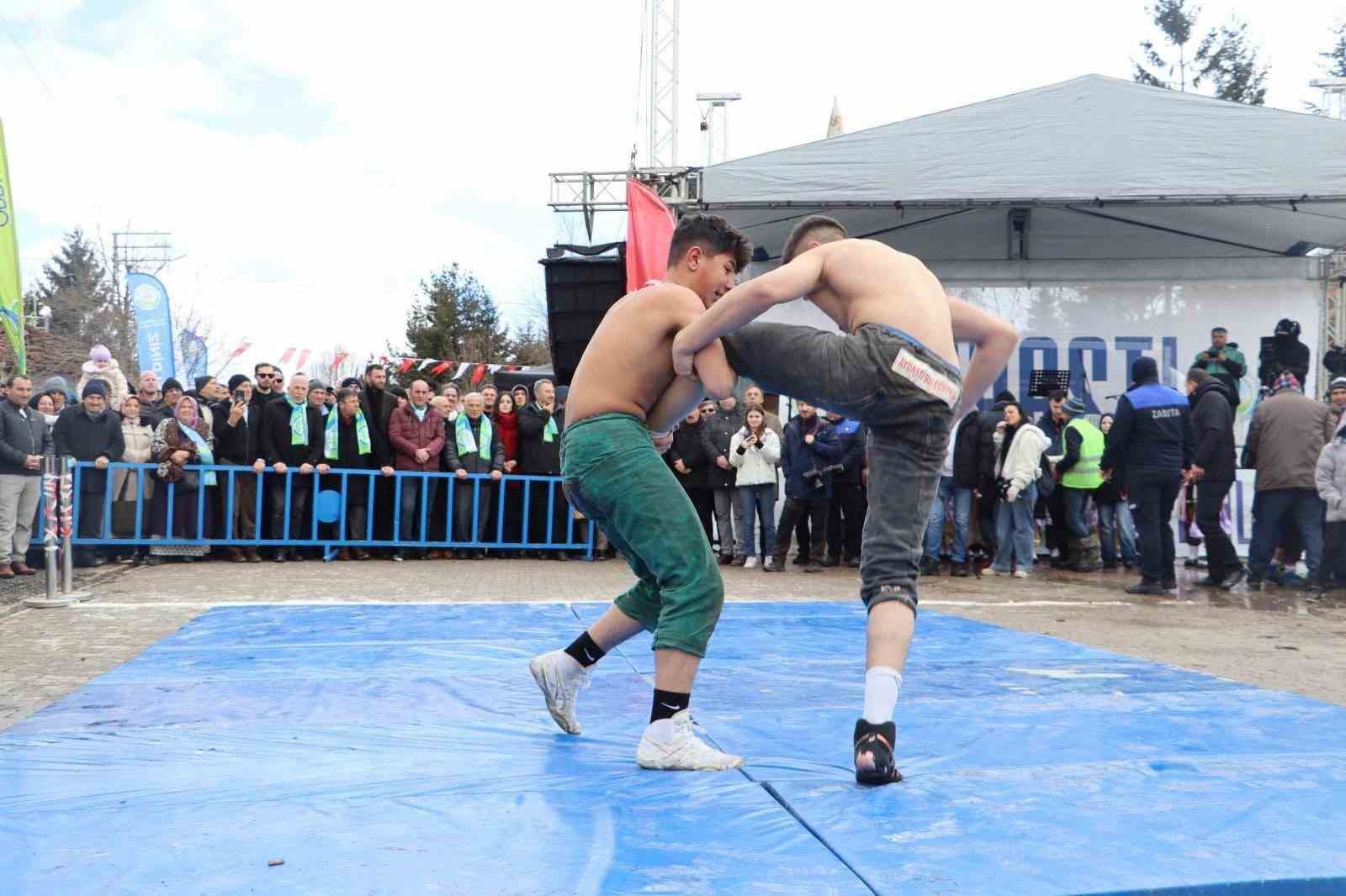 Ordu’nun menderesleri ile ünlü bin 500 rakımlı yaylasında kar festivali
