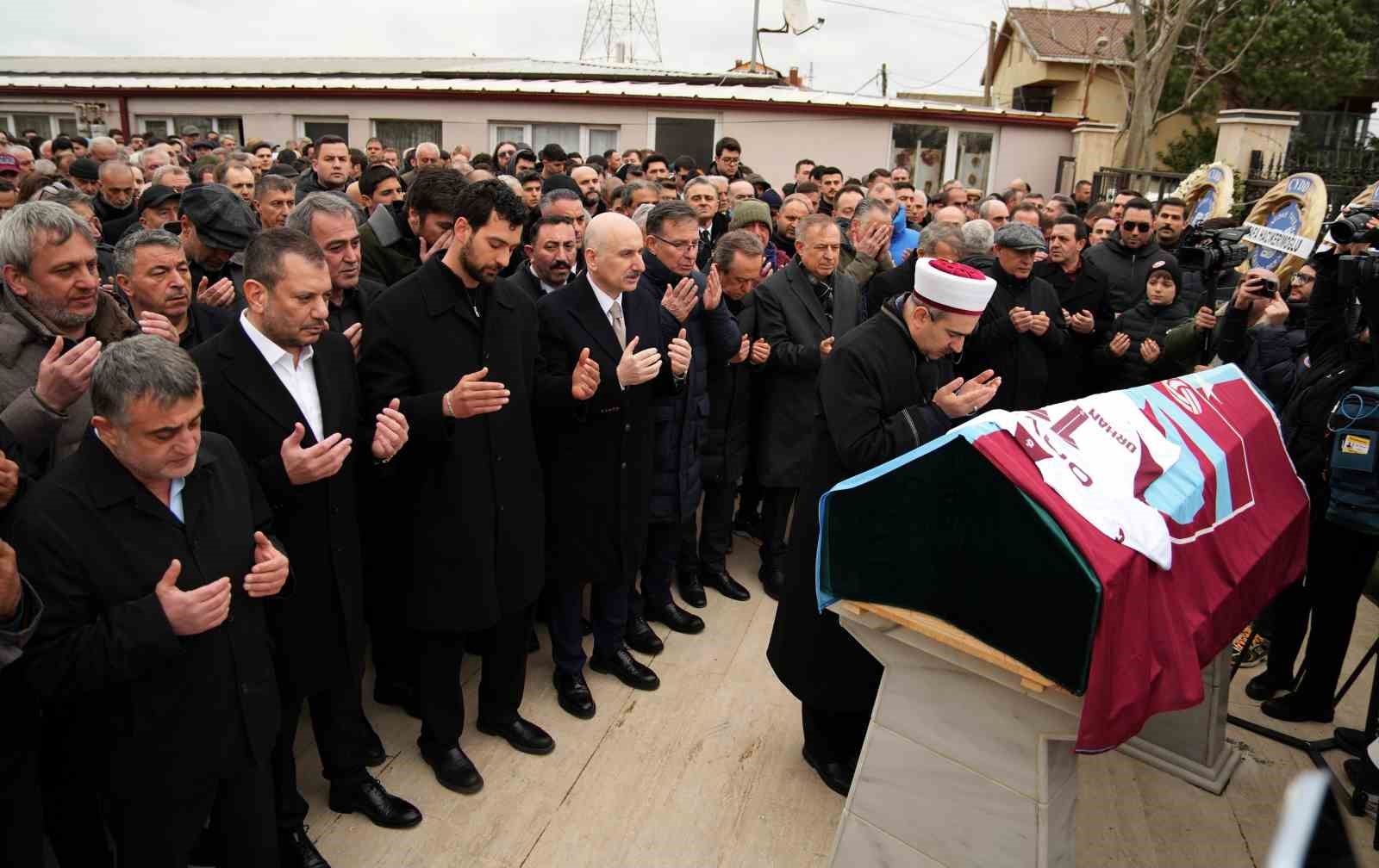 Orhan Kaynak son yolculuğuna uğurlandı
