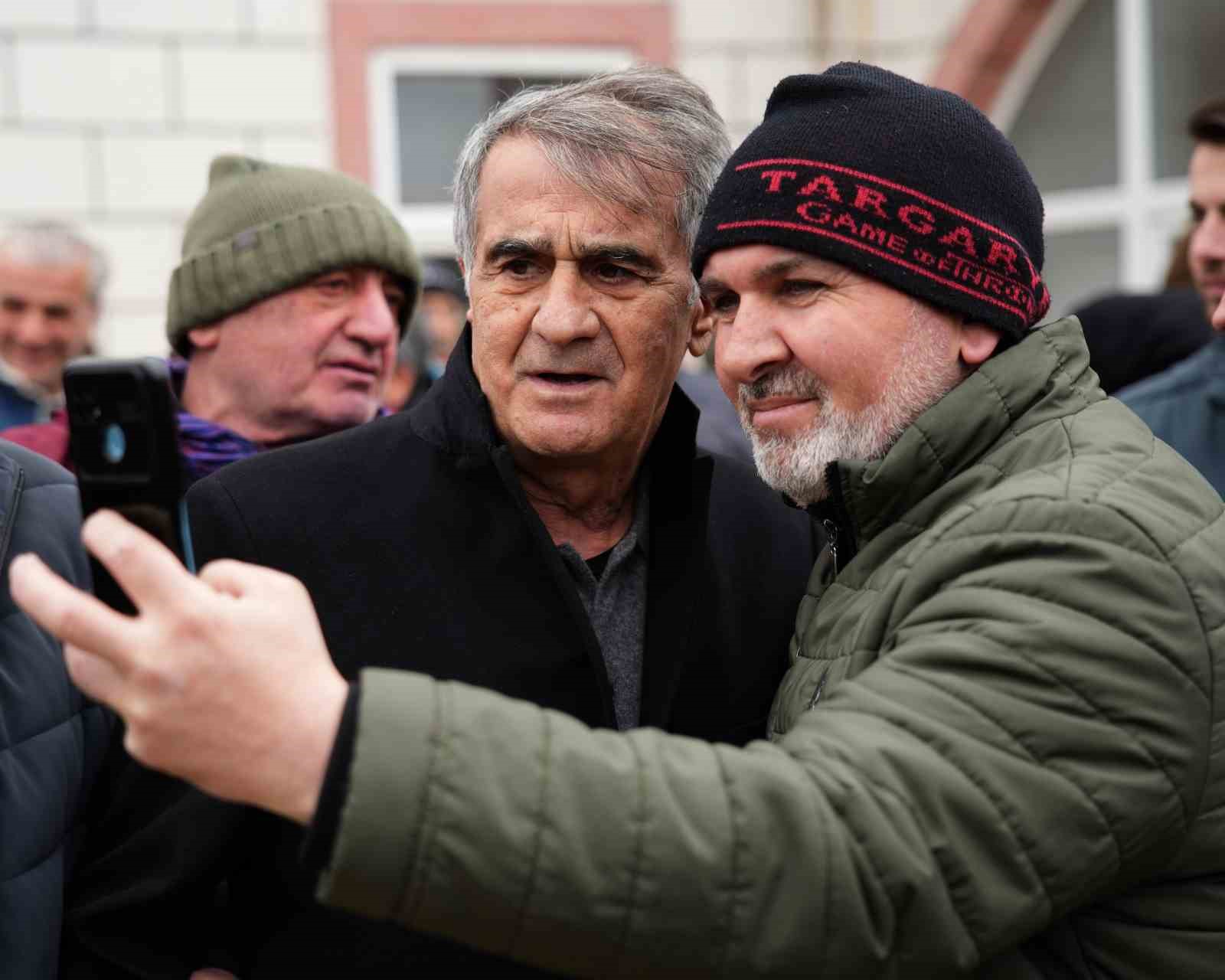 Orhan Kaynak son yolculuğuna uğurlandı
