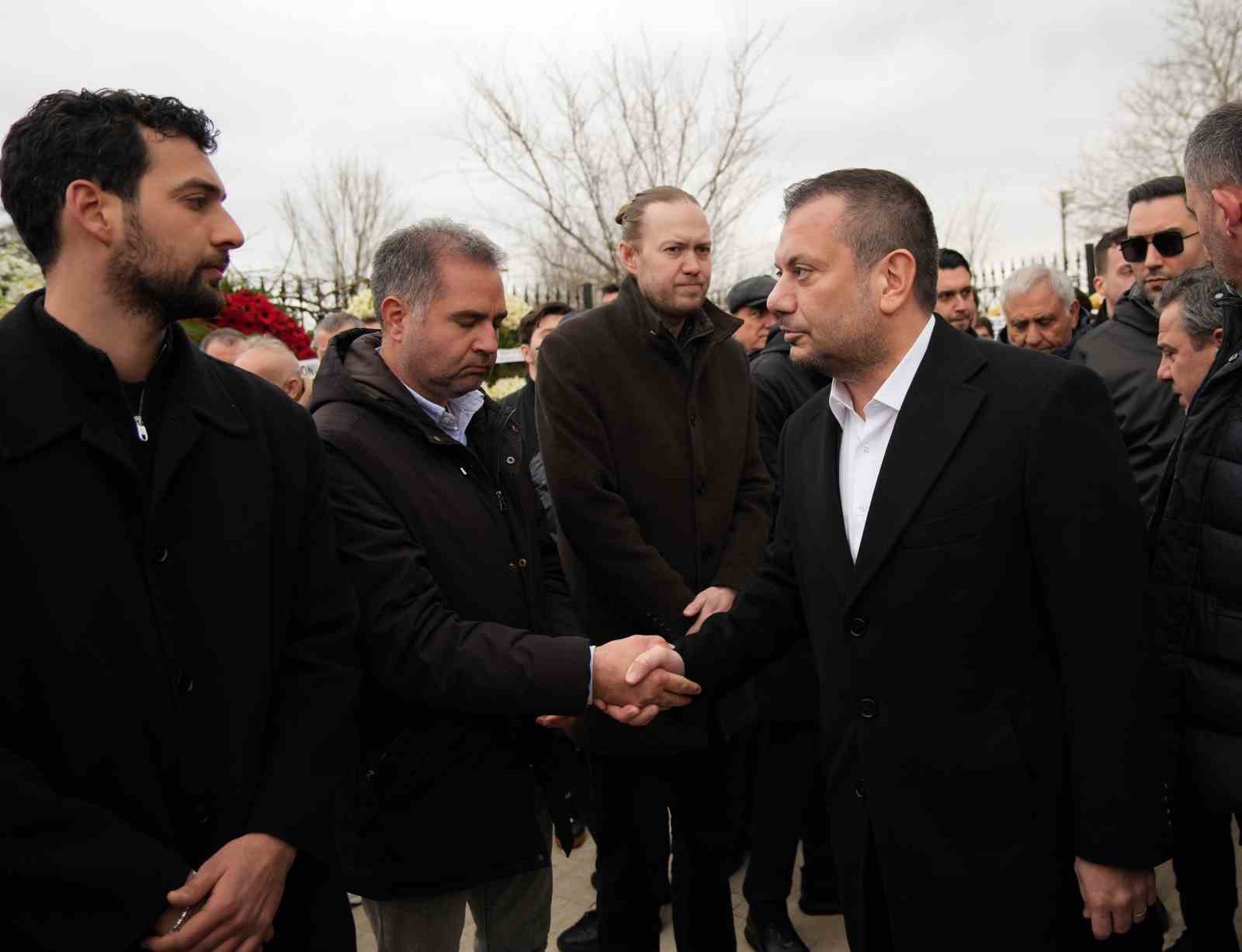 Orhan Kaynak son yolculuğuna uğurlandı
