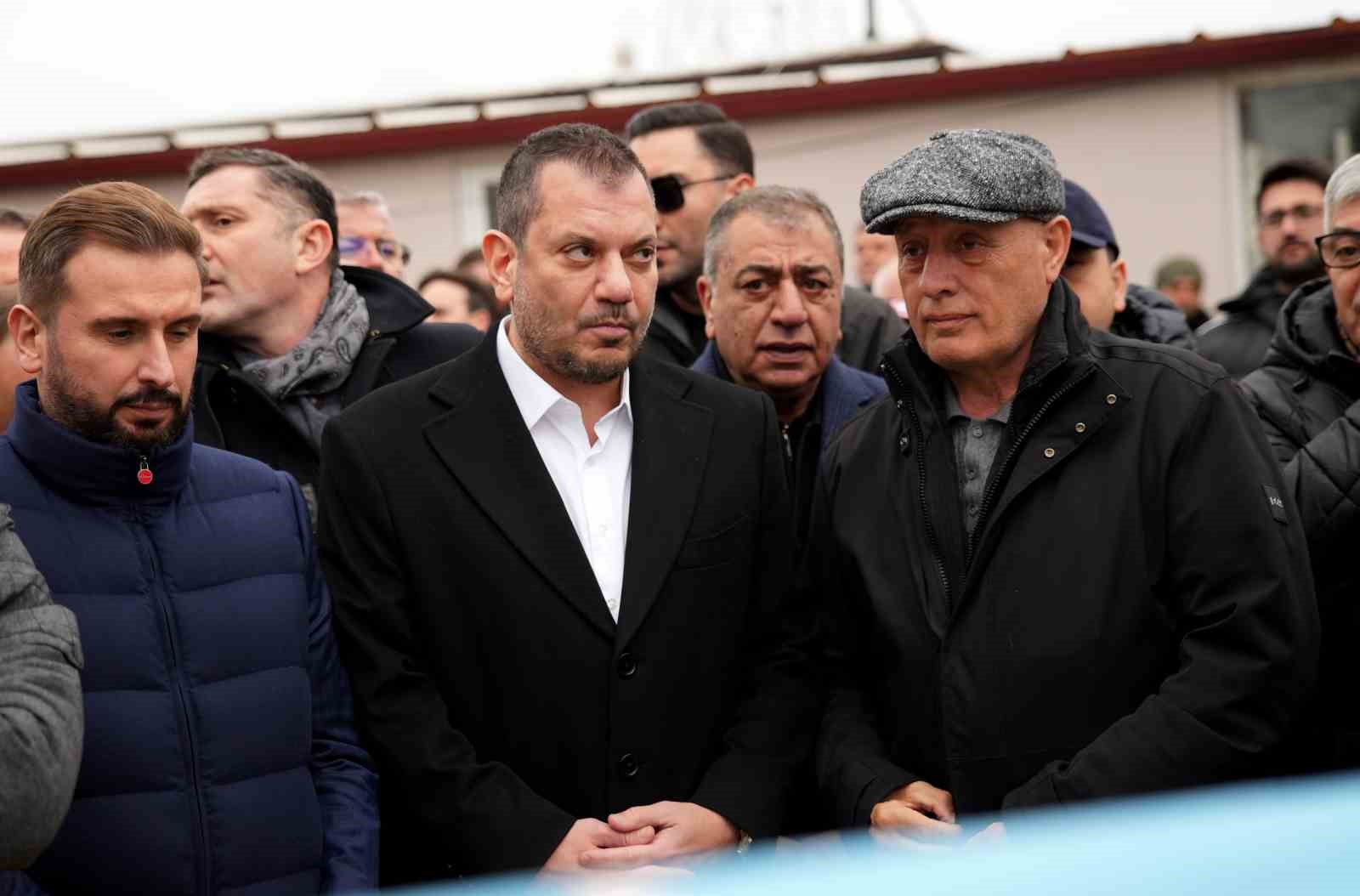 Orhan Kaynak son yolculuğuna uğurlandı
