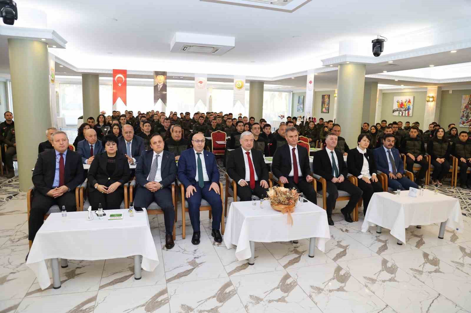 Orman ekiplerinin mesleki eğitim toplantısının ikincisi Aydın’da yapıldı
