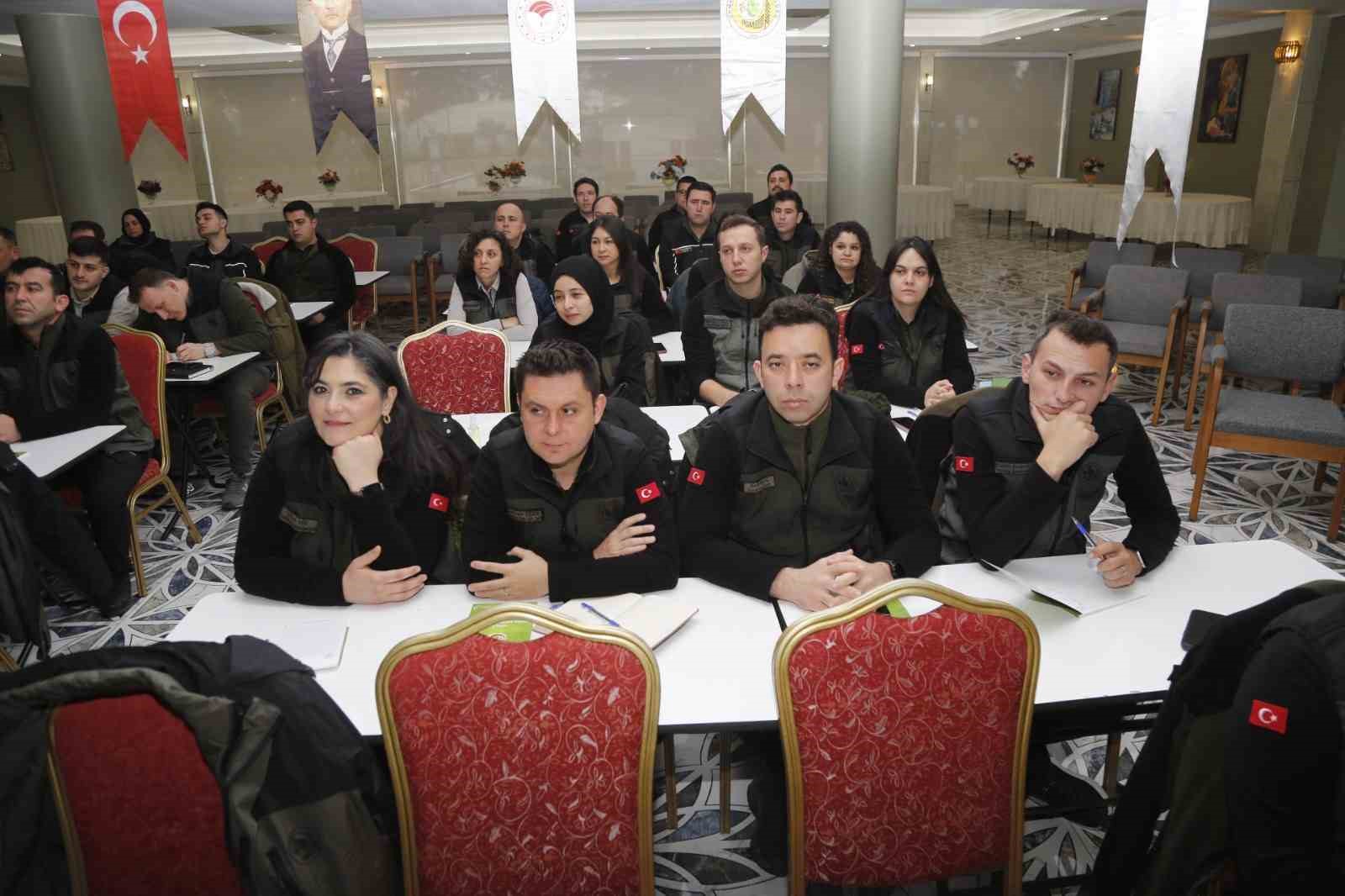Orman ekiplerinin mesleki eğitim toplantısının ikincisi Aydın’da yapıldı
