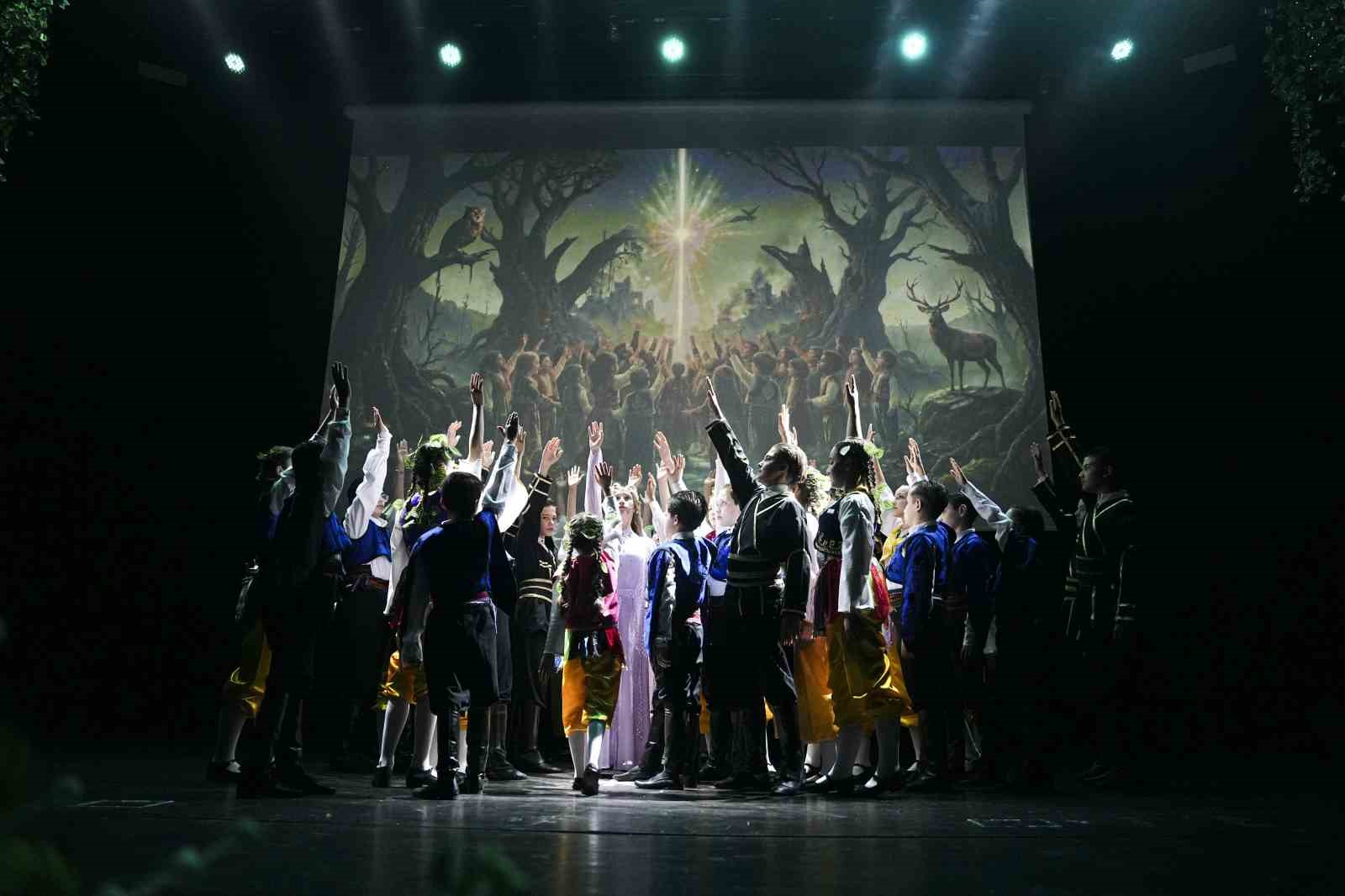 ’Ormanın Muhafızları’ sanatseverlerle buluştu
