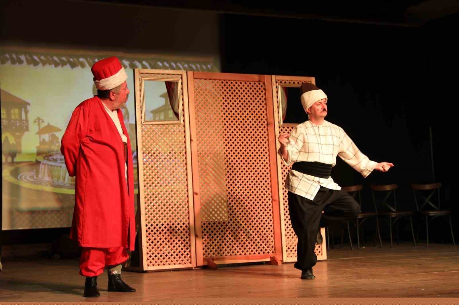 Orta oyununa çağdaş yorum
