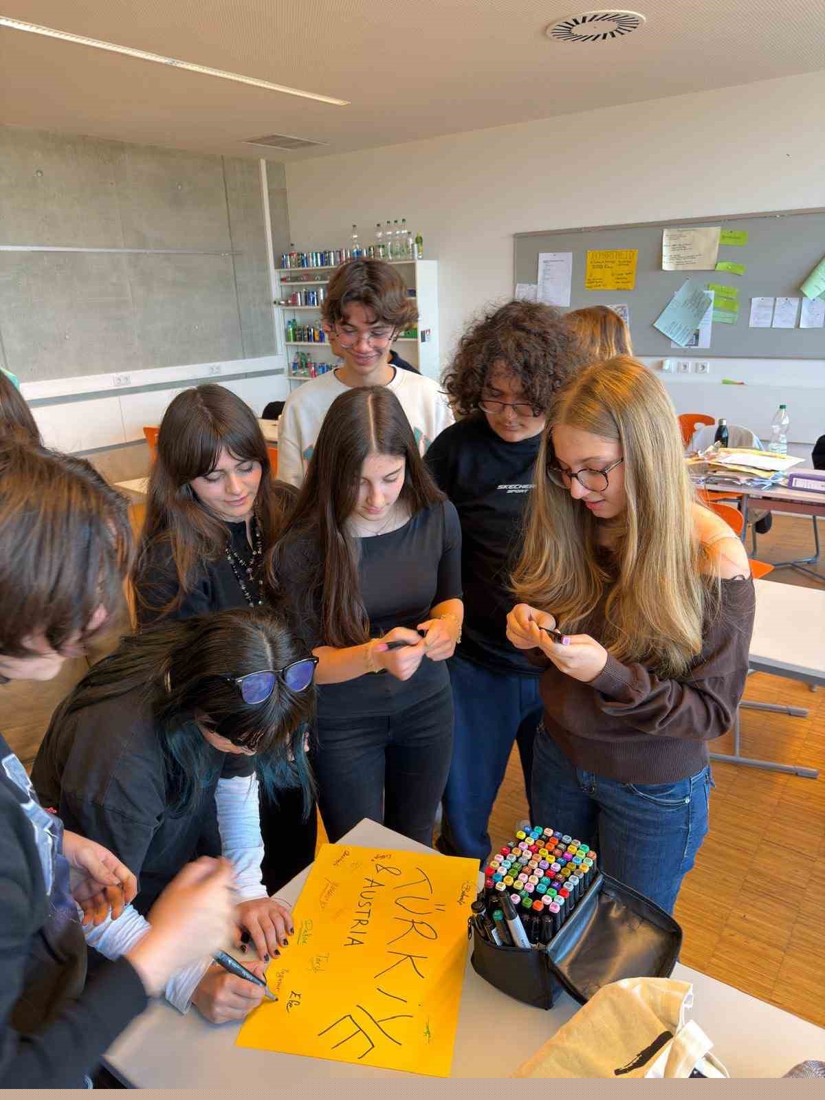 Ortaklar Fen Lisesi öğrencileri Viyana’da uluslararası deneyim kazandı

