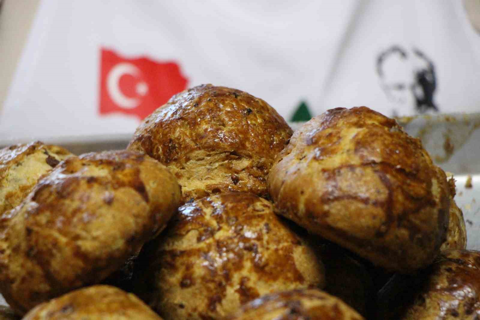 Oruçlu şehidin son isteği Amasya çöreği, 10 yıl sonra yeniden Mardin’deki silah arkadaşlarına gönderildi
