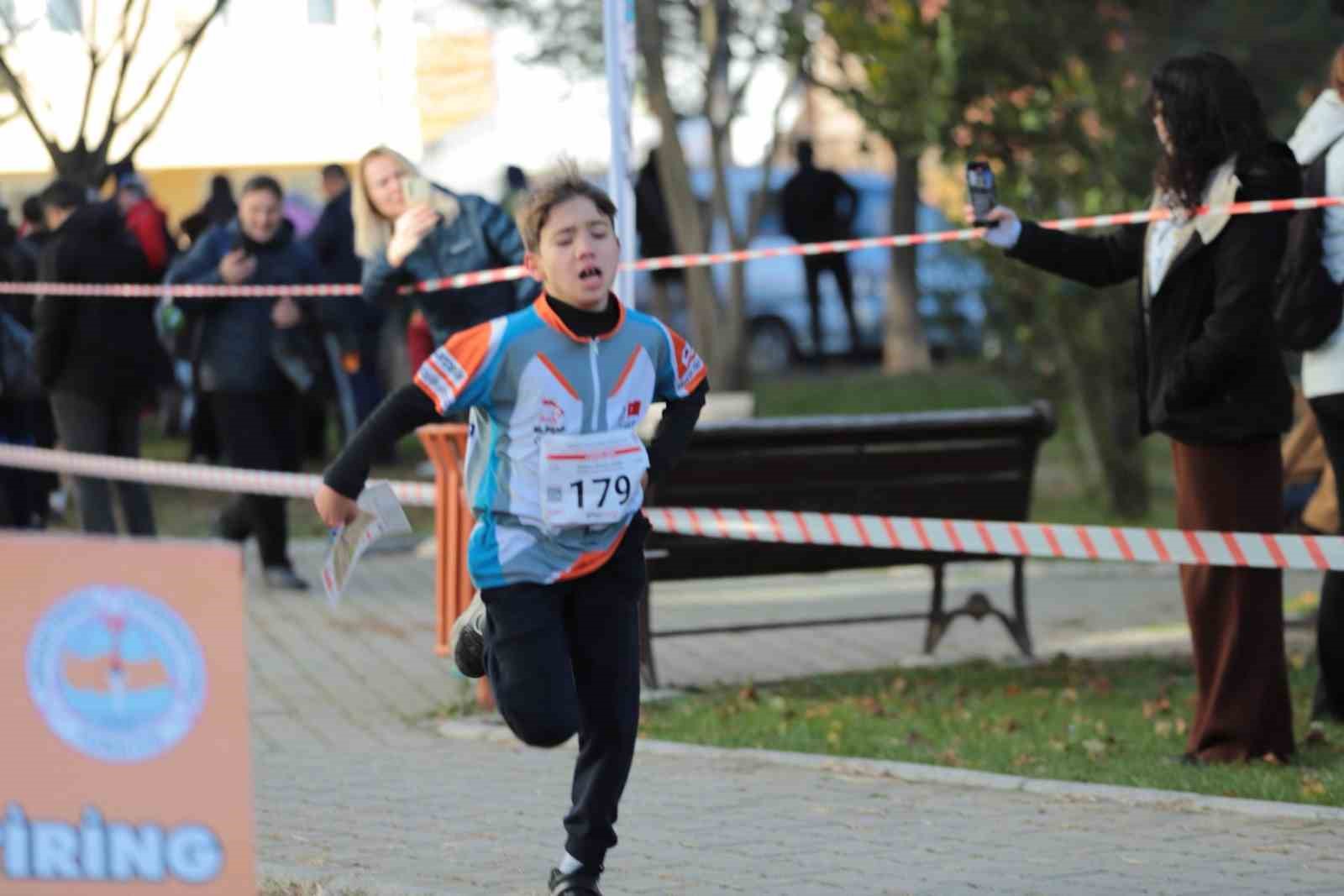 Oryantiring Türkiye Şampiyonası’nda görkemli kapanış
Oryantiring Türkiye Şampiyonası’nda görkemli kapanış