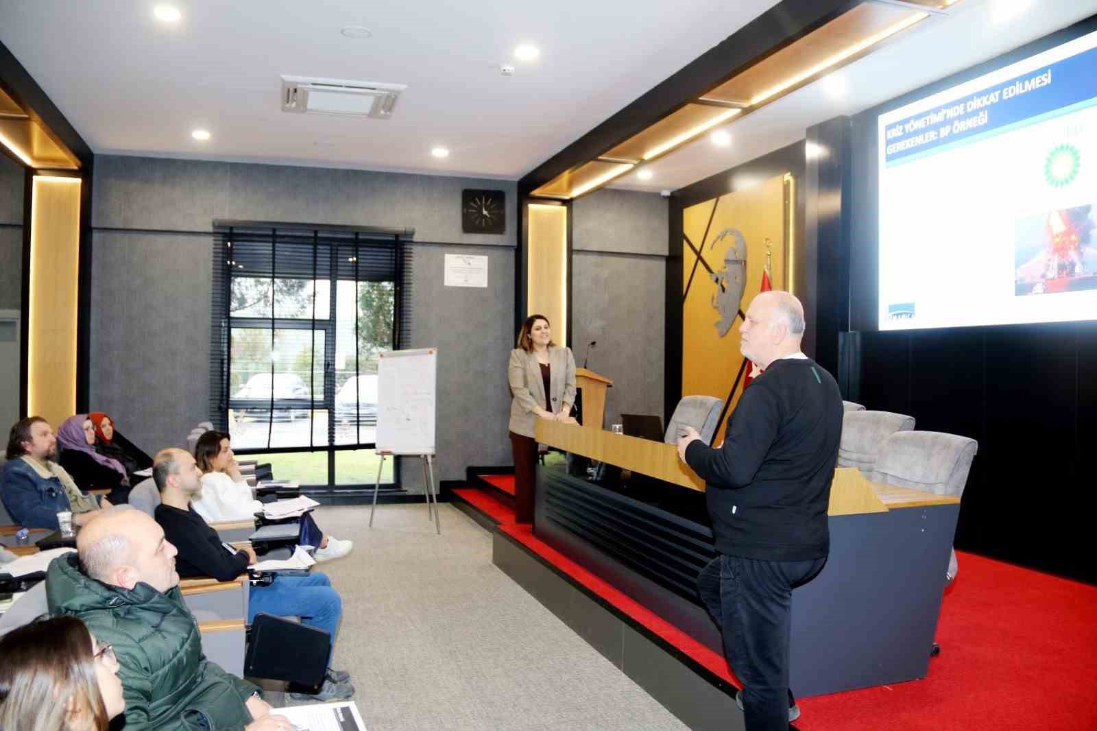 OSB Akademi’de "Kriz Yönetimi" eğitimi düzenlendi
