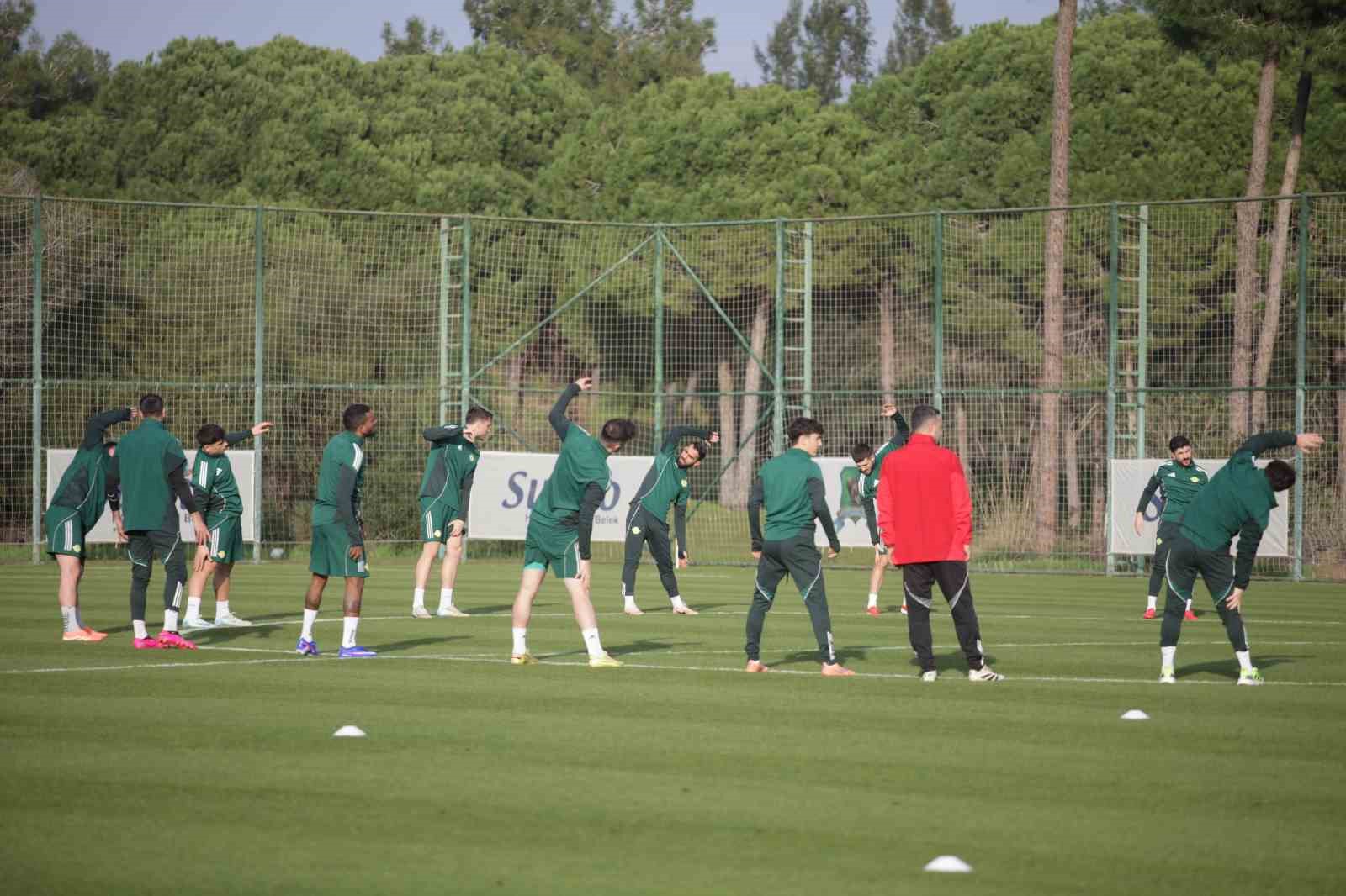 Osman Özköylü "İnşallah sezon sonunda Erokspor’u şampiyon olarak göreceğiz"
