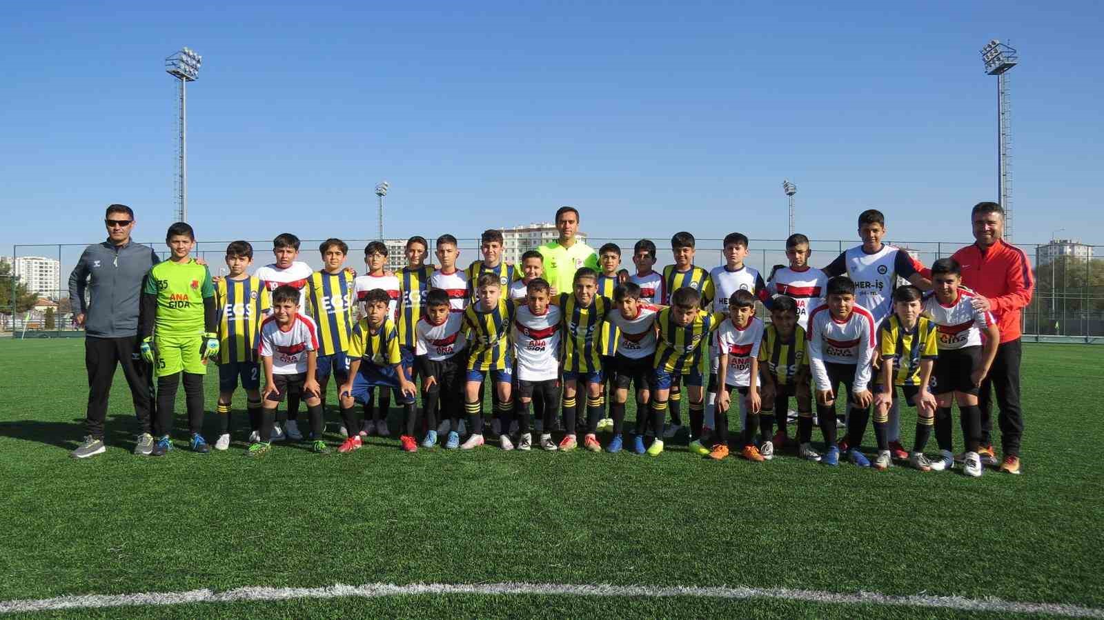 Osman Ulubaş Köşk Ortaokulu şampiyon oldu
