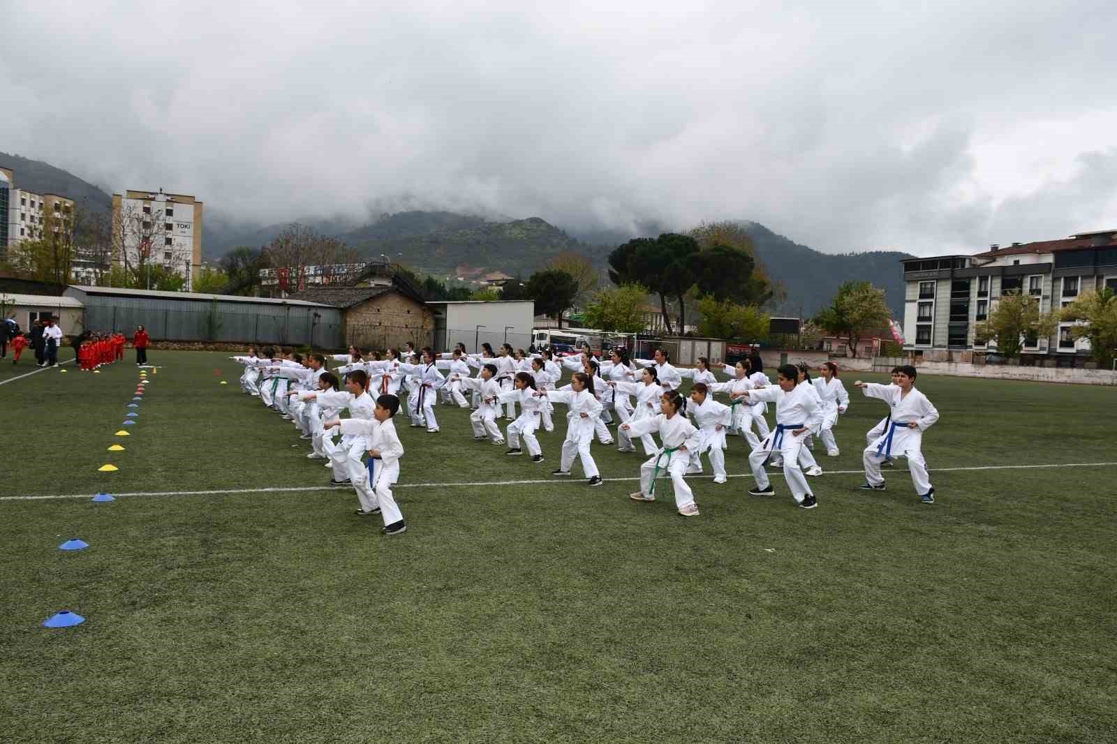 Osmaneli’nde 23 Nisan kutlandı
