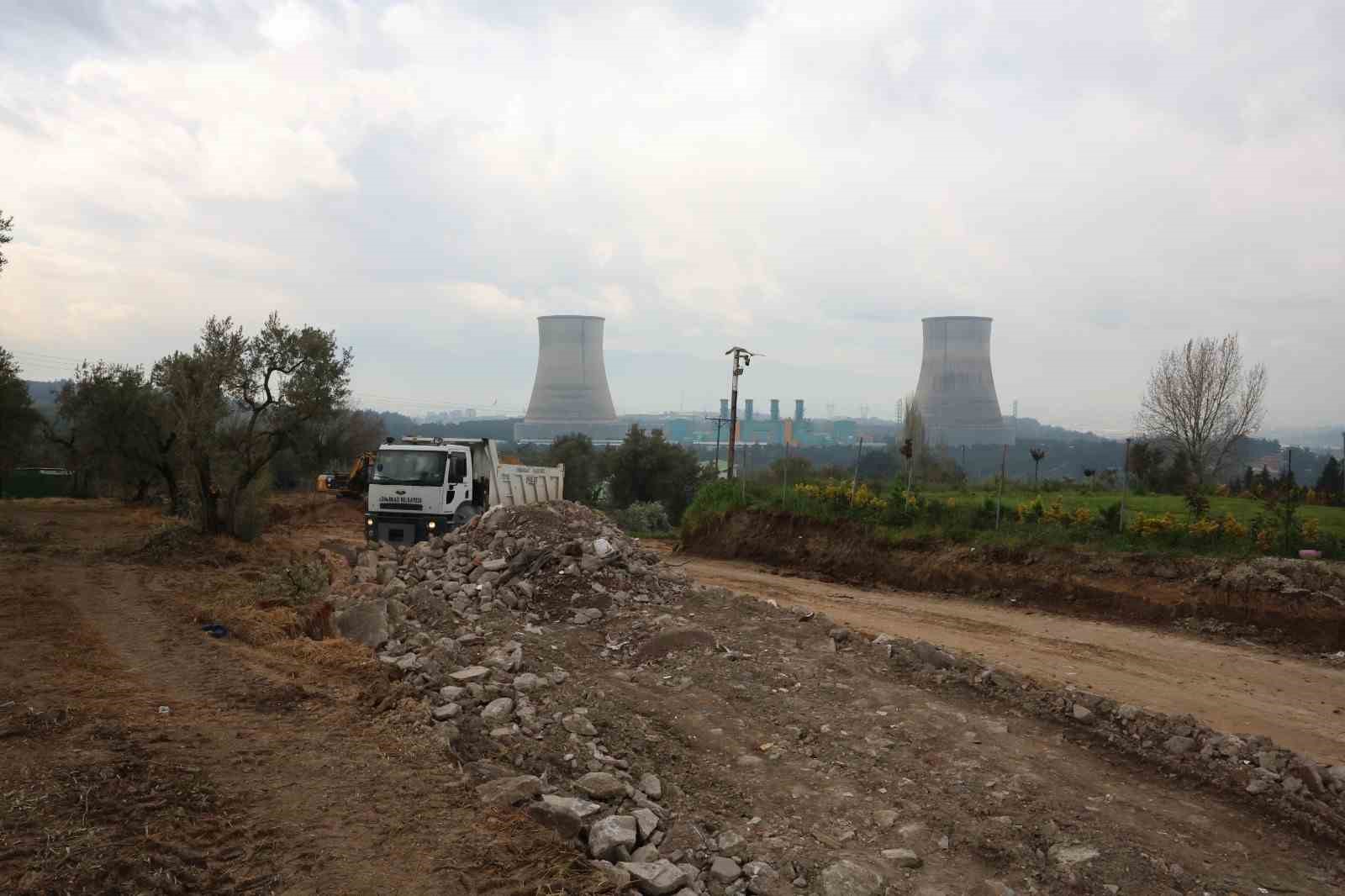 Osmangazi Belediyesi Karabalçık’ta 455 metrelik yeni yol açıyor
