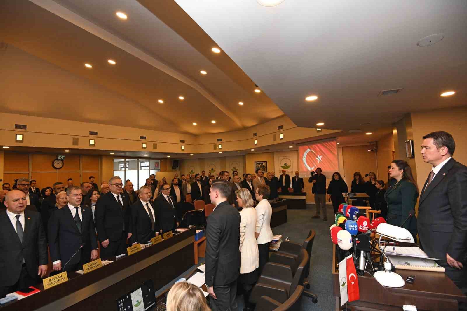 Osmangazi Belediyesi’nde tasarruf ve hizmet vurgusu
Osmangazi Belediyesi’nde tasarruf ve hizmet vurgusu