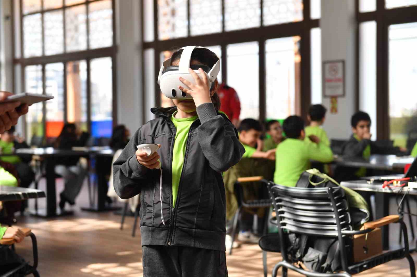 Osmangazi Belediyesi’nden çocuklara afet farkındalık eğitimi
Osmangazi Belediyesi’nden çocuklara afet farkındalık eğitimi