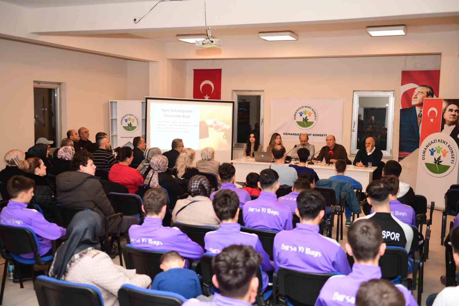 Osmangazi Belediyesi’nden sporcu ailelerine yol gösteren panel
