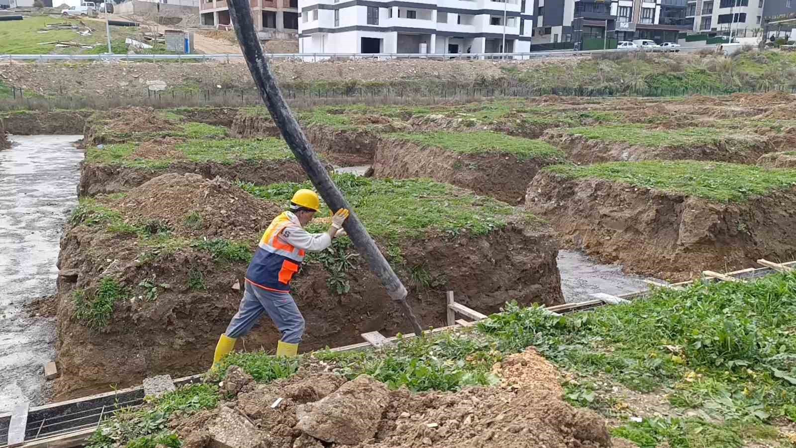 Osmangazi Demirtaş Sakarya Mahallesi’nde kapalı pazar alanının temeli atıldı
Osmangazi Demirtaş Sakarya Mahallesi’nde kapalı pazar alanının temeli atıldı