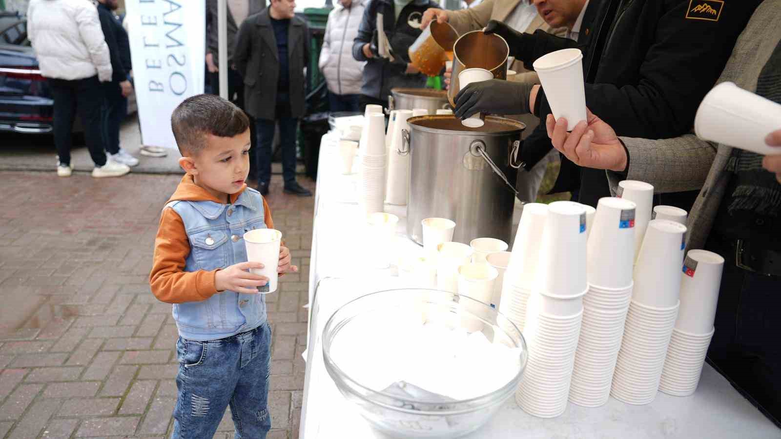 Osmangazi’de Başkan Mehmet Akif Mahallesi sakinlerini dinledi
