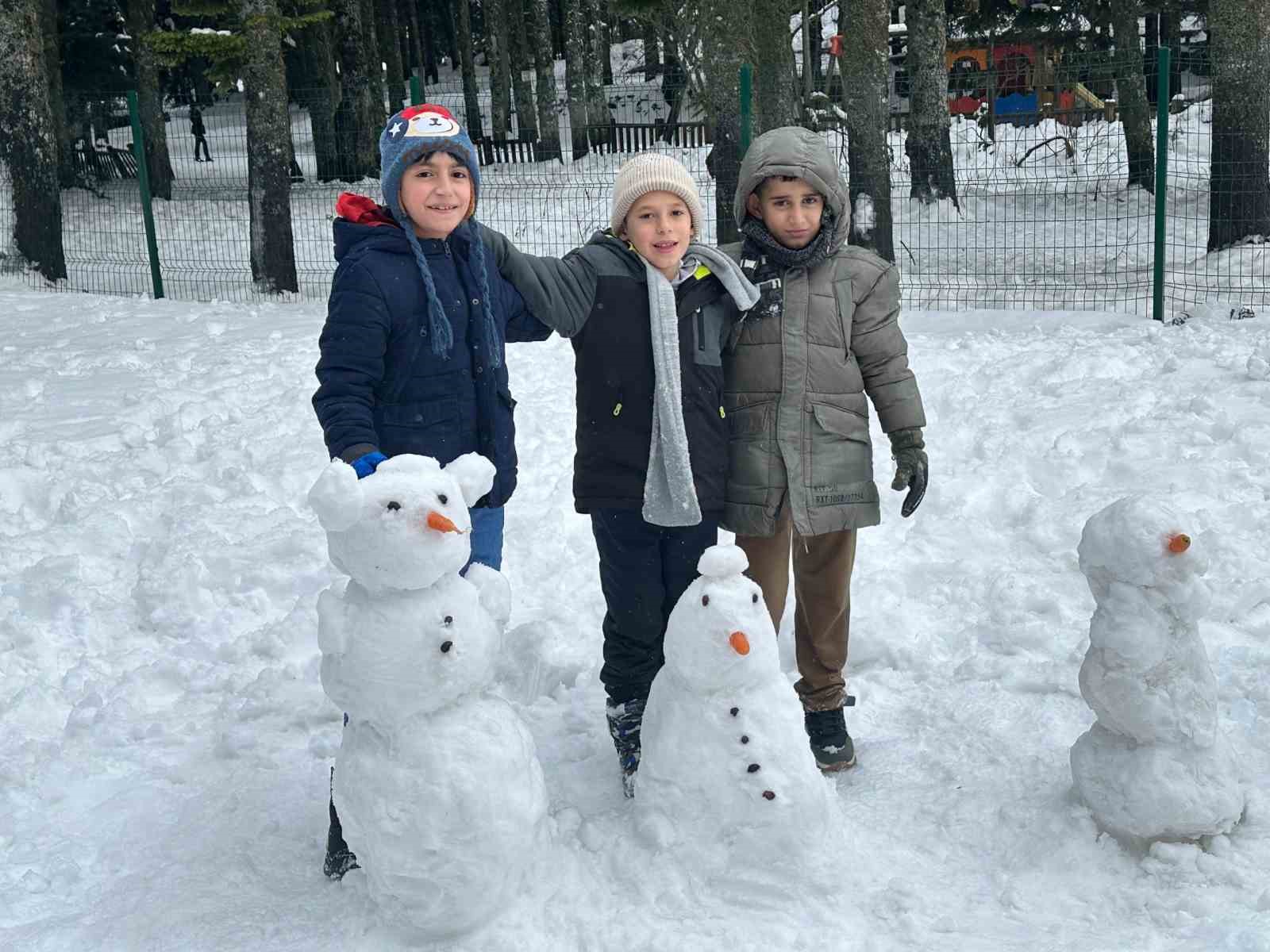 Osmangazi’de çocuklar kış neşesiyle buluştu

