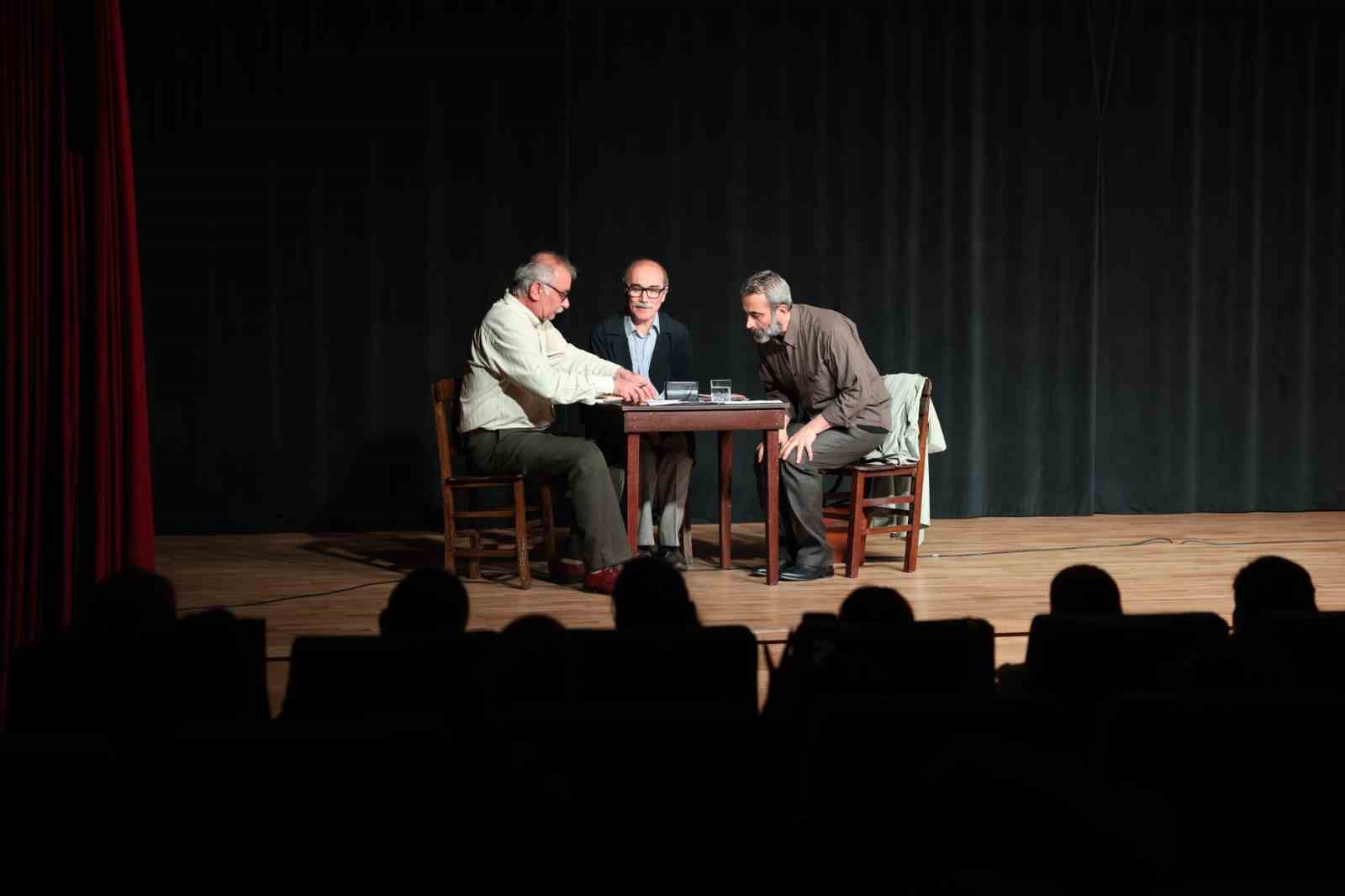 Osmangazi’de Dünya Tiyatro Günü, Orhan Kemal’in hayatıyla taçlandı
