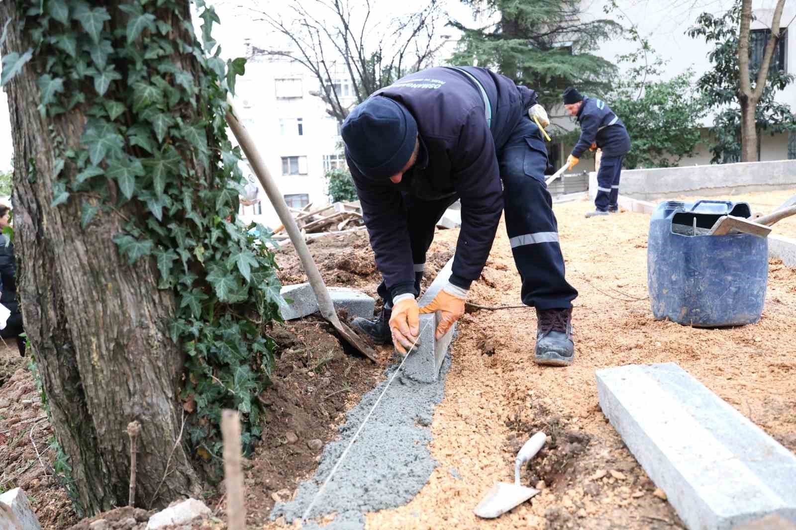 Osmangazi’de parklar yenileniyor
