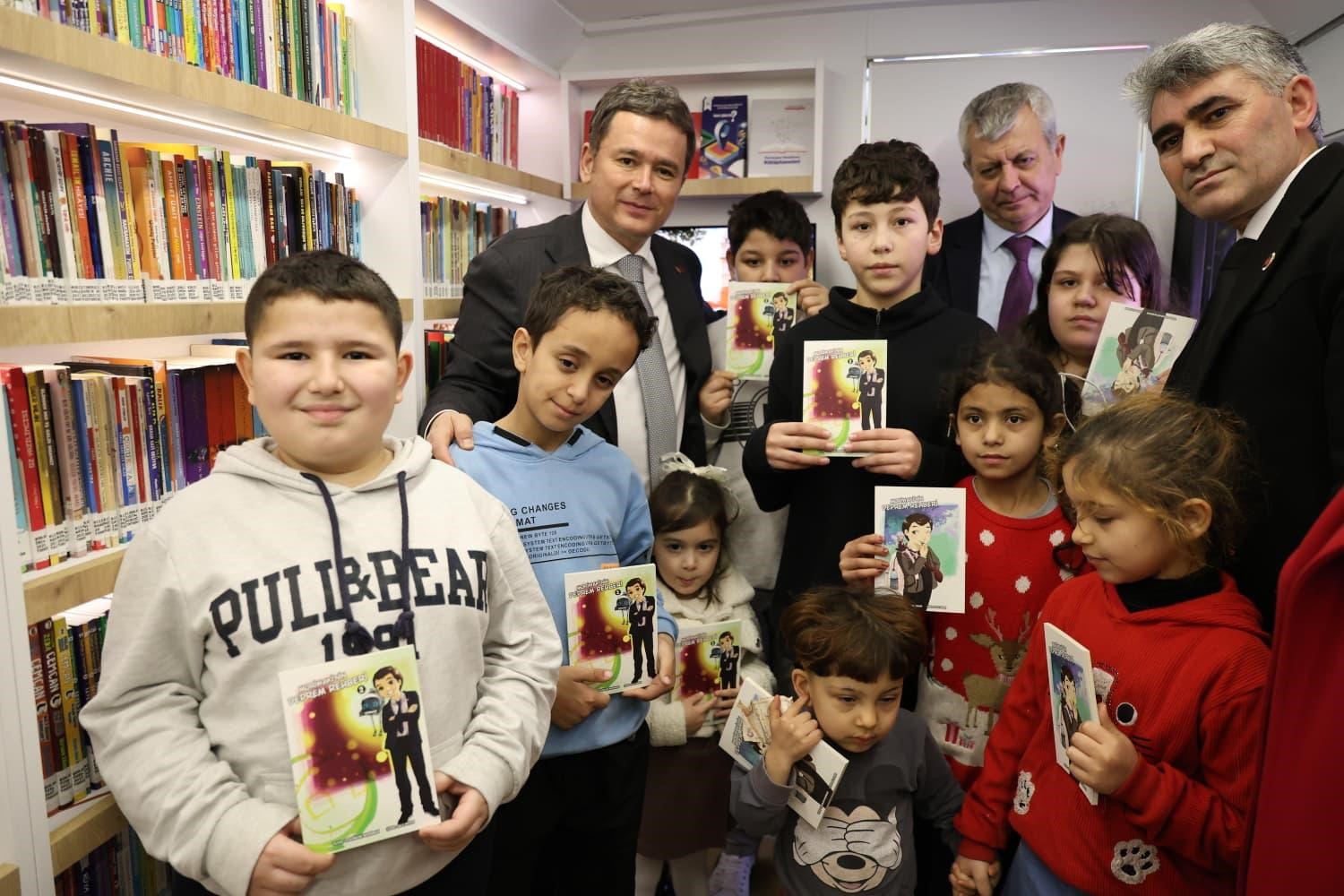 Osmangazi’de ‘Yeni Gezici Kütüphane Yollarda’
