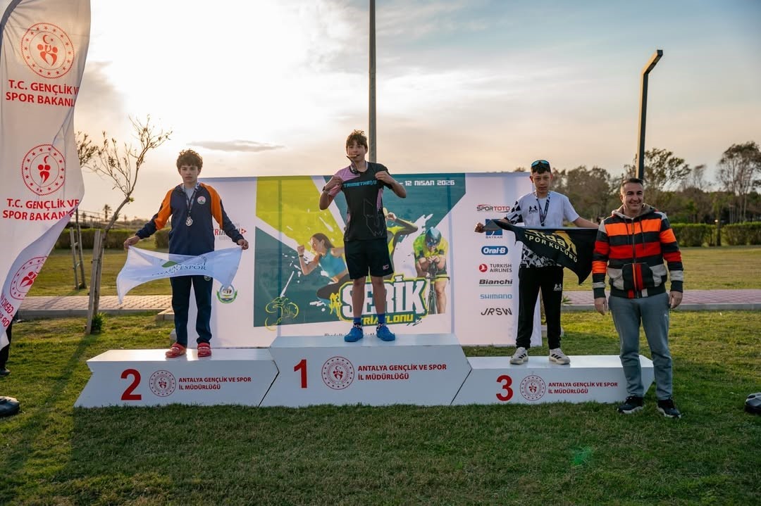 Osmangazi’nin genç sporcuları kürsüyü boş bırakmadı
