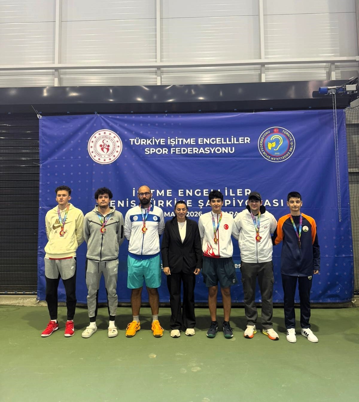 Osmangazi’nin şampiyon raketlerinden büyük başarı
