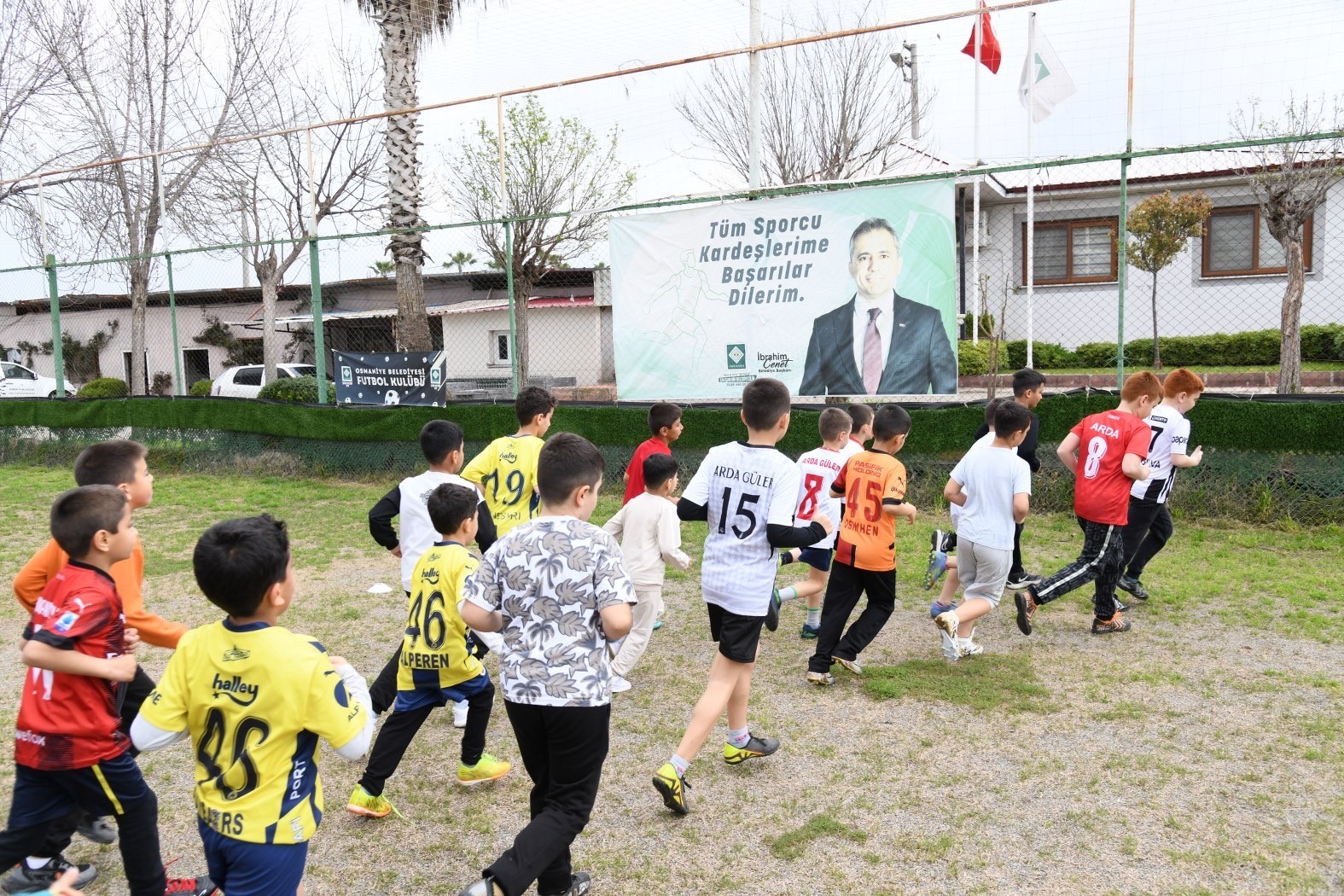 Osmaniye Belediyesi Spor Kulübü, eğitimlere başladı

